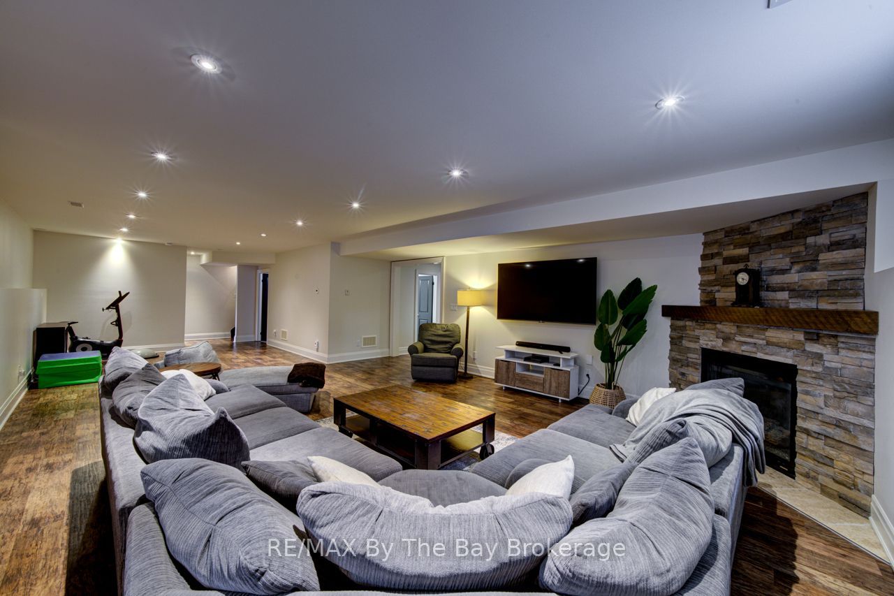 101 Stanley Street Property Photo 39