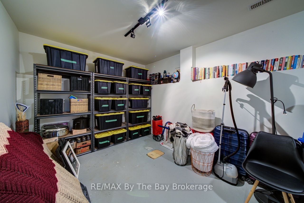 101 Stanley Street Property Photo 43