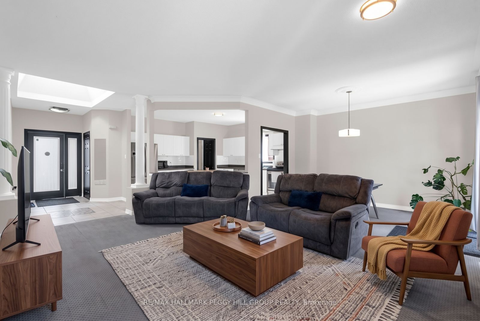 184 Golden Meadow Road Property Photo 4