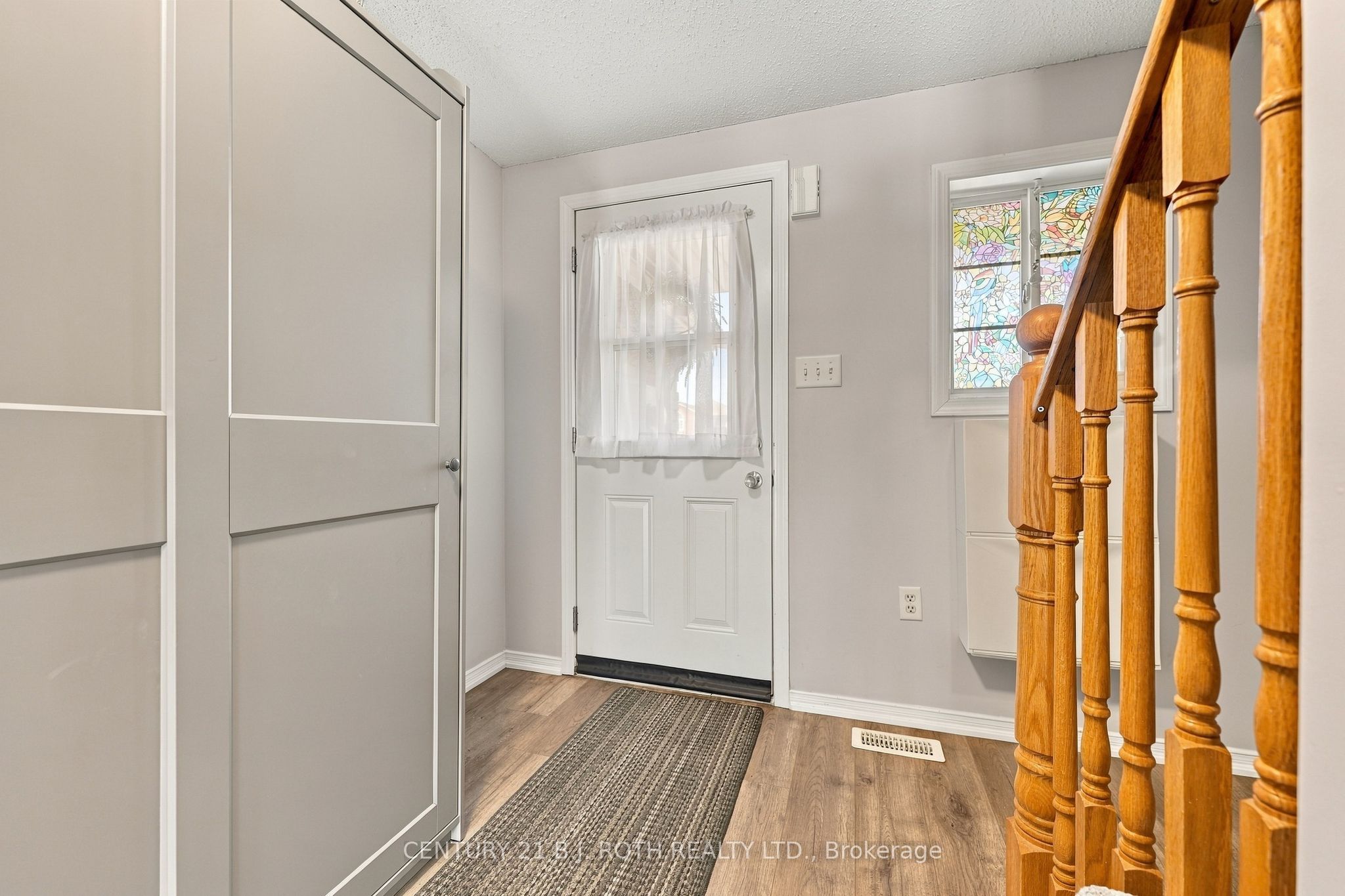 75 Courtney Crescent Property Photo 4