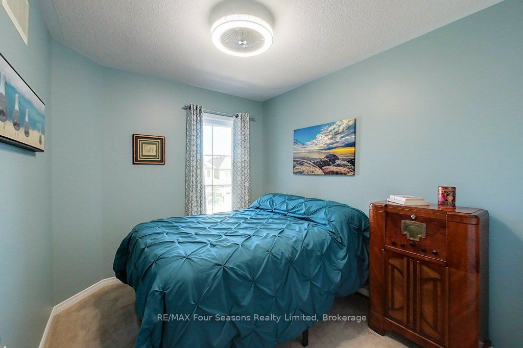 24 Barfoot Street Property Photo 22