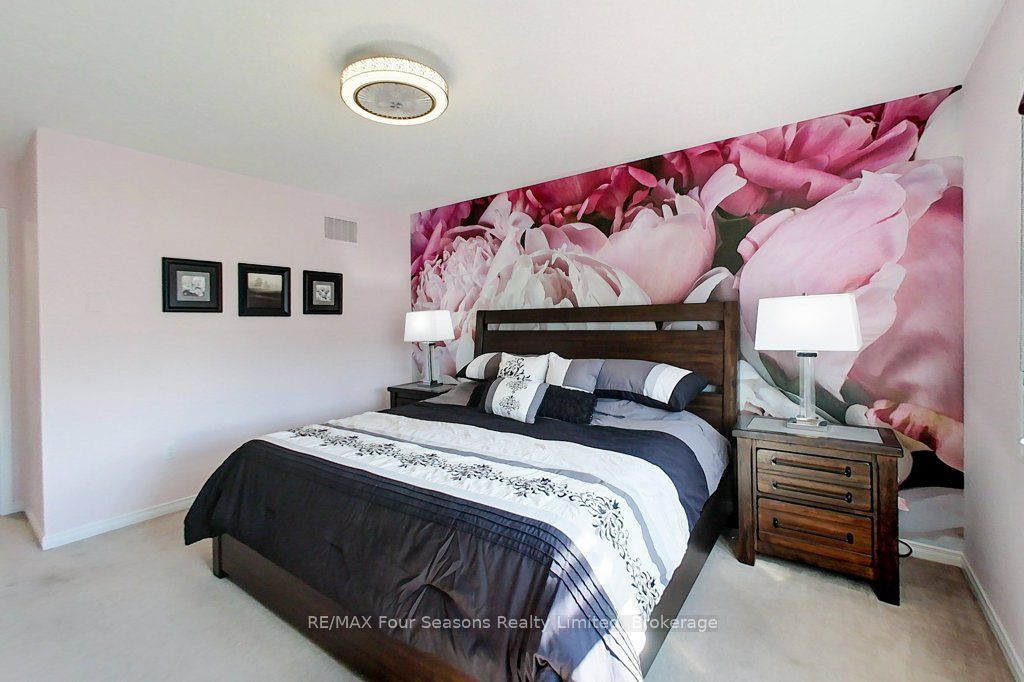 24 Barfoot Street Property Photo 27