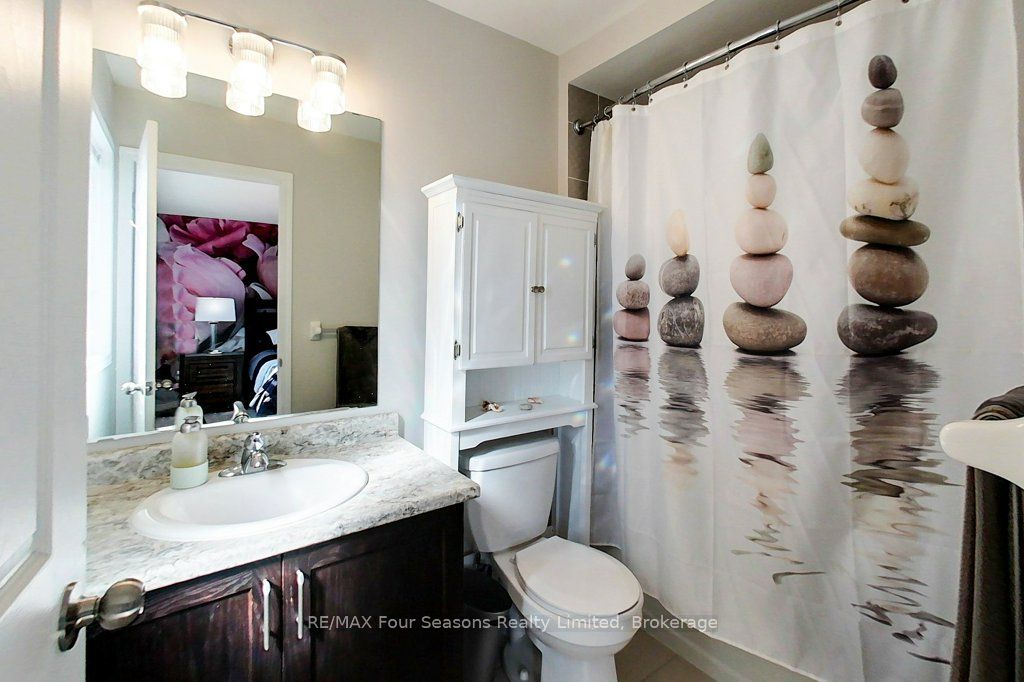 24 Barfoot Street Property Photo 28
