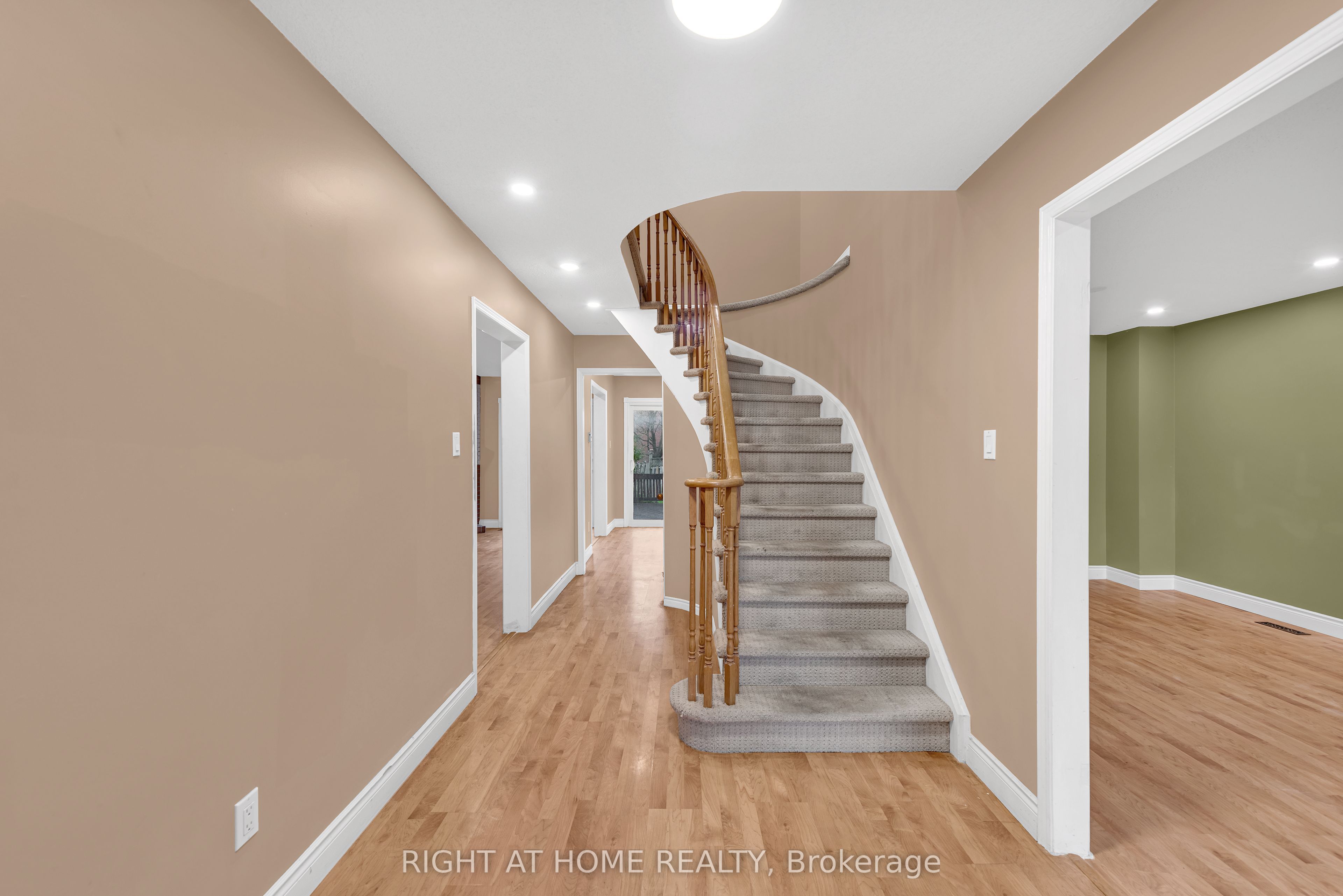 45 Blair Crescent Property Photo 5
