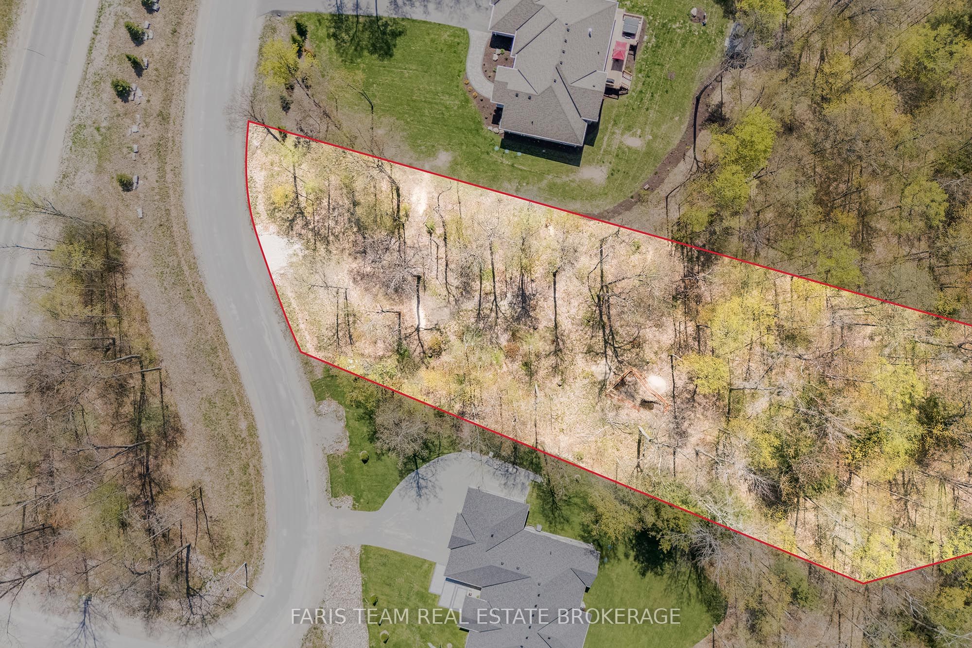 LT 4 Glenn Howard Court