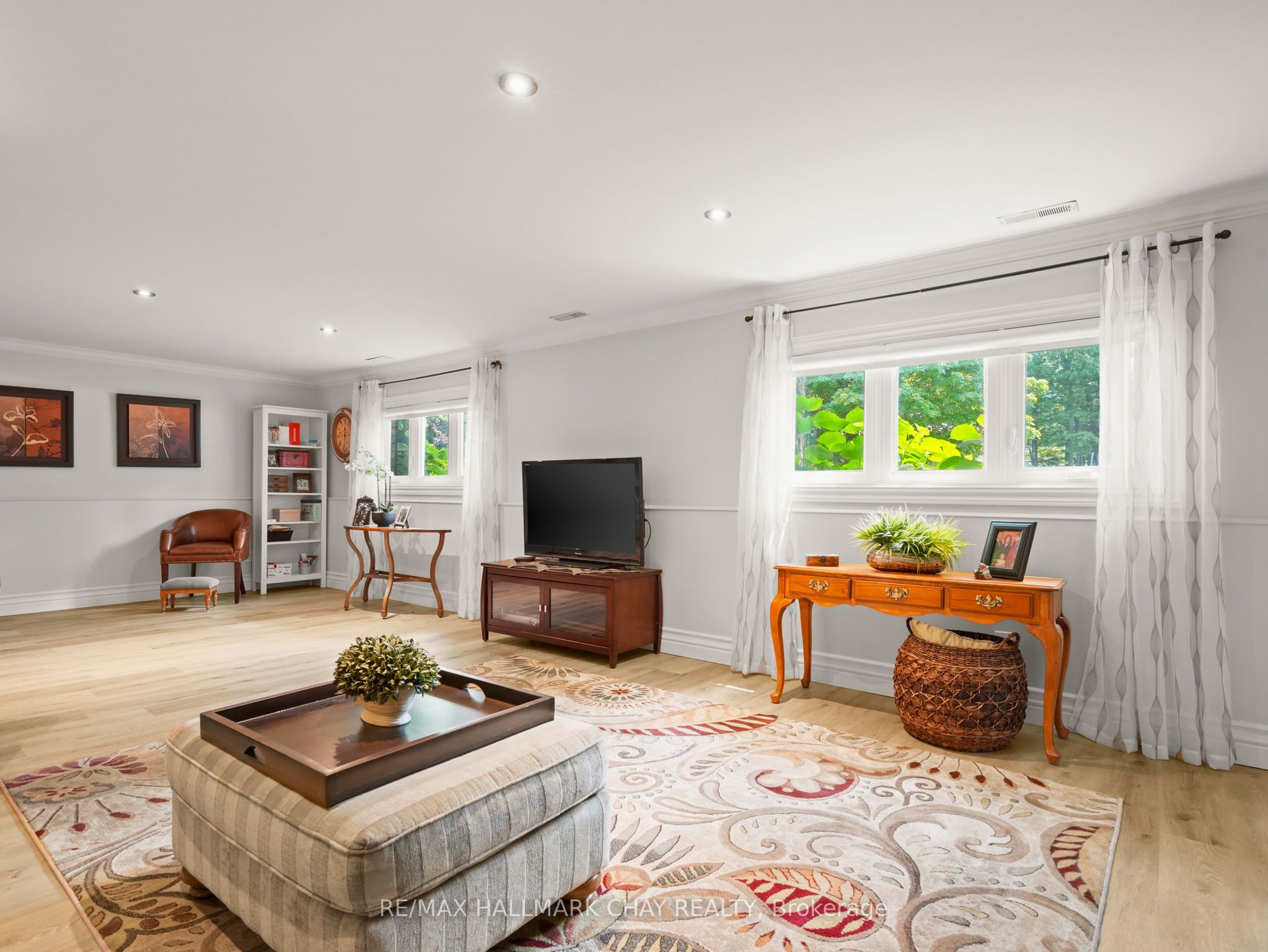 20 Downer Crescent Property Photo 30
