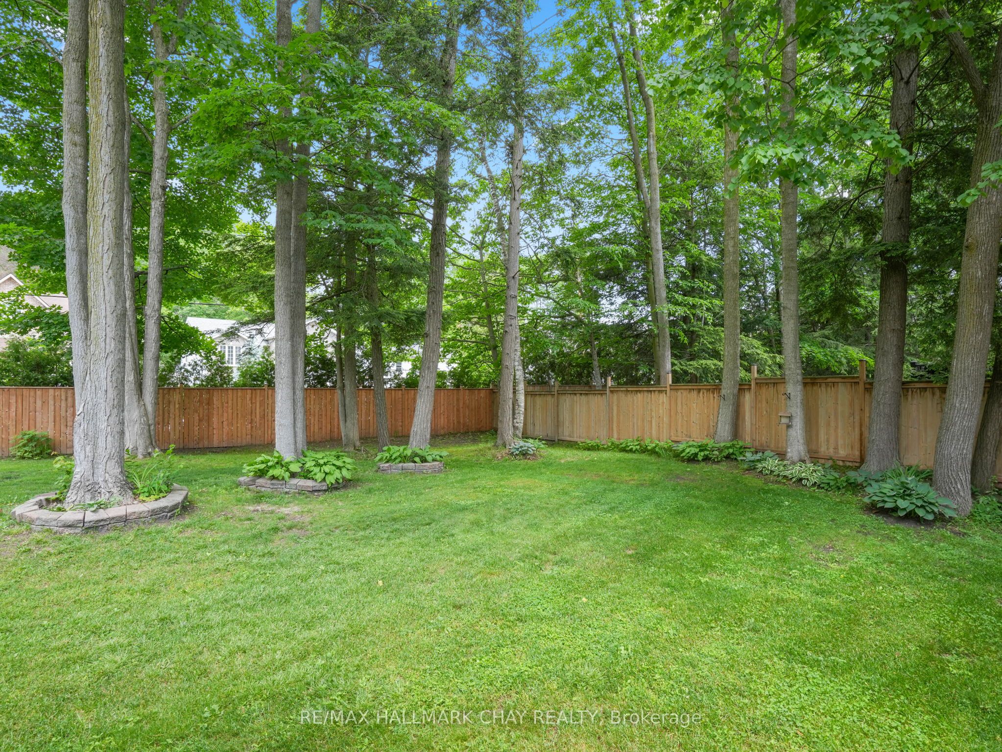 20 Downer Crescent Property Photo 44