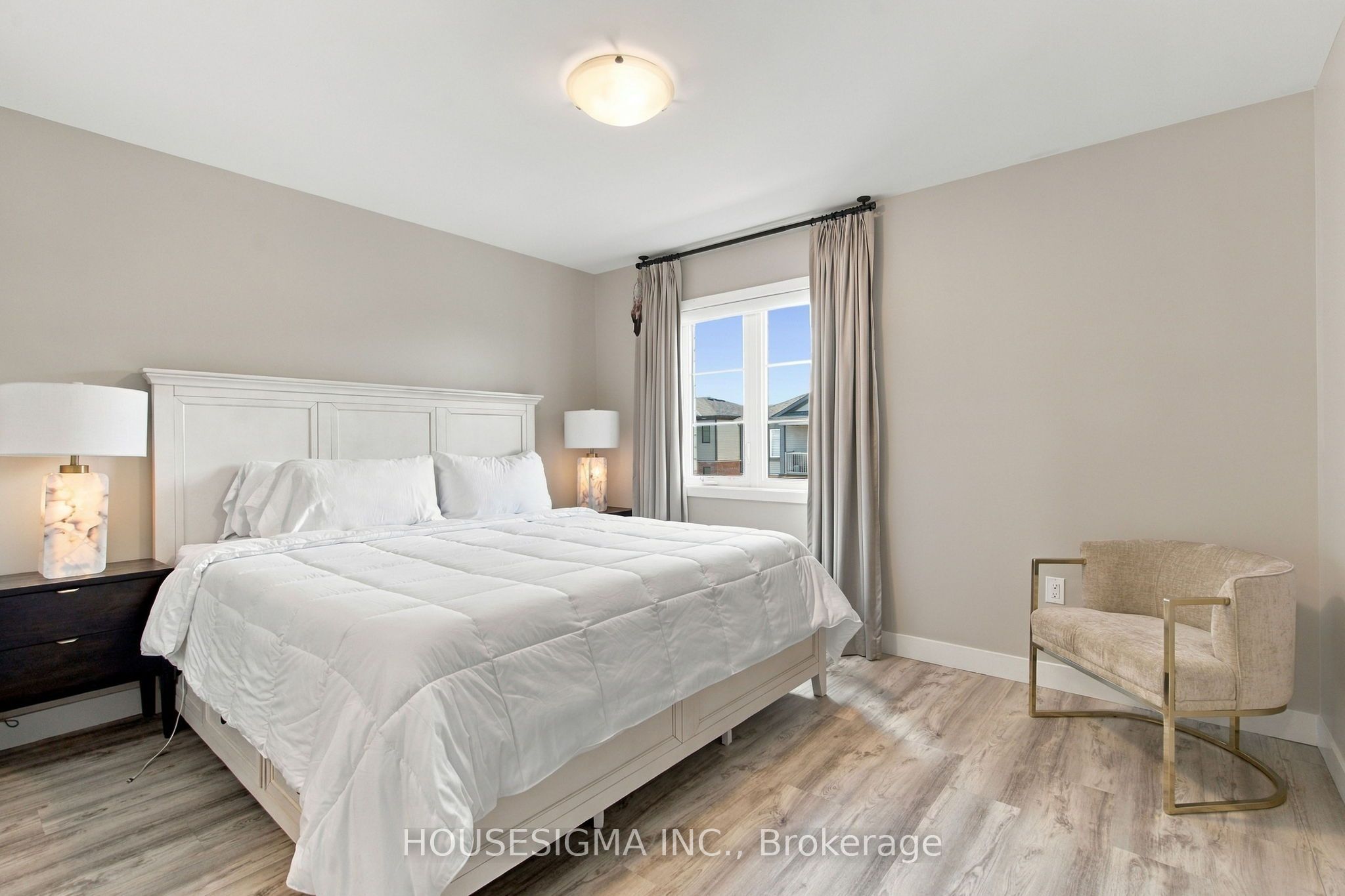 52 Hay Lane Property Photo 3