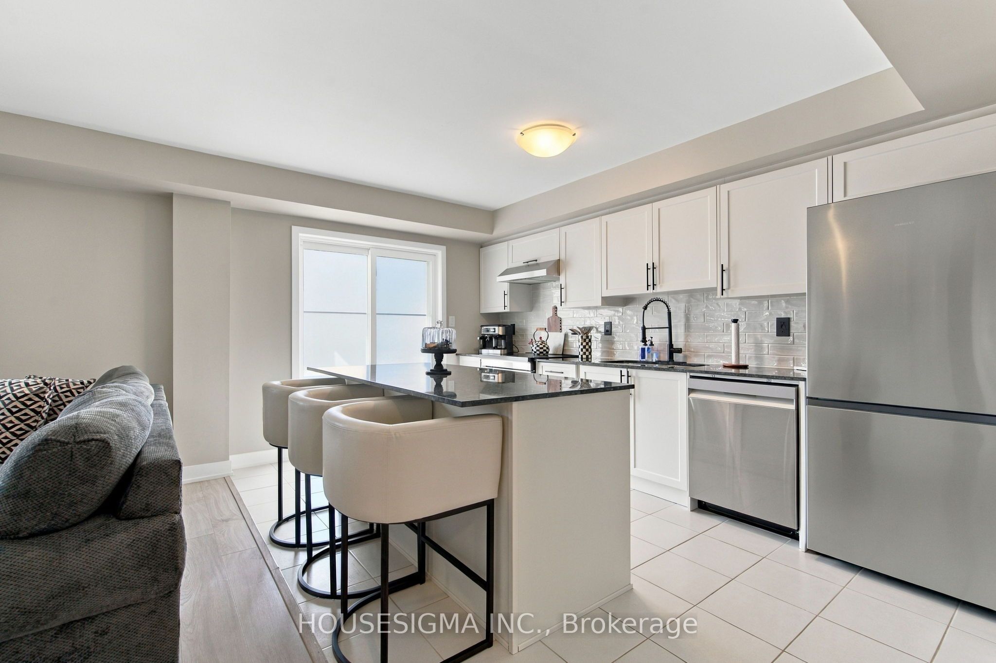 52 Hay Lane Property Photo 13