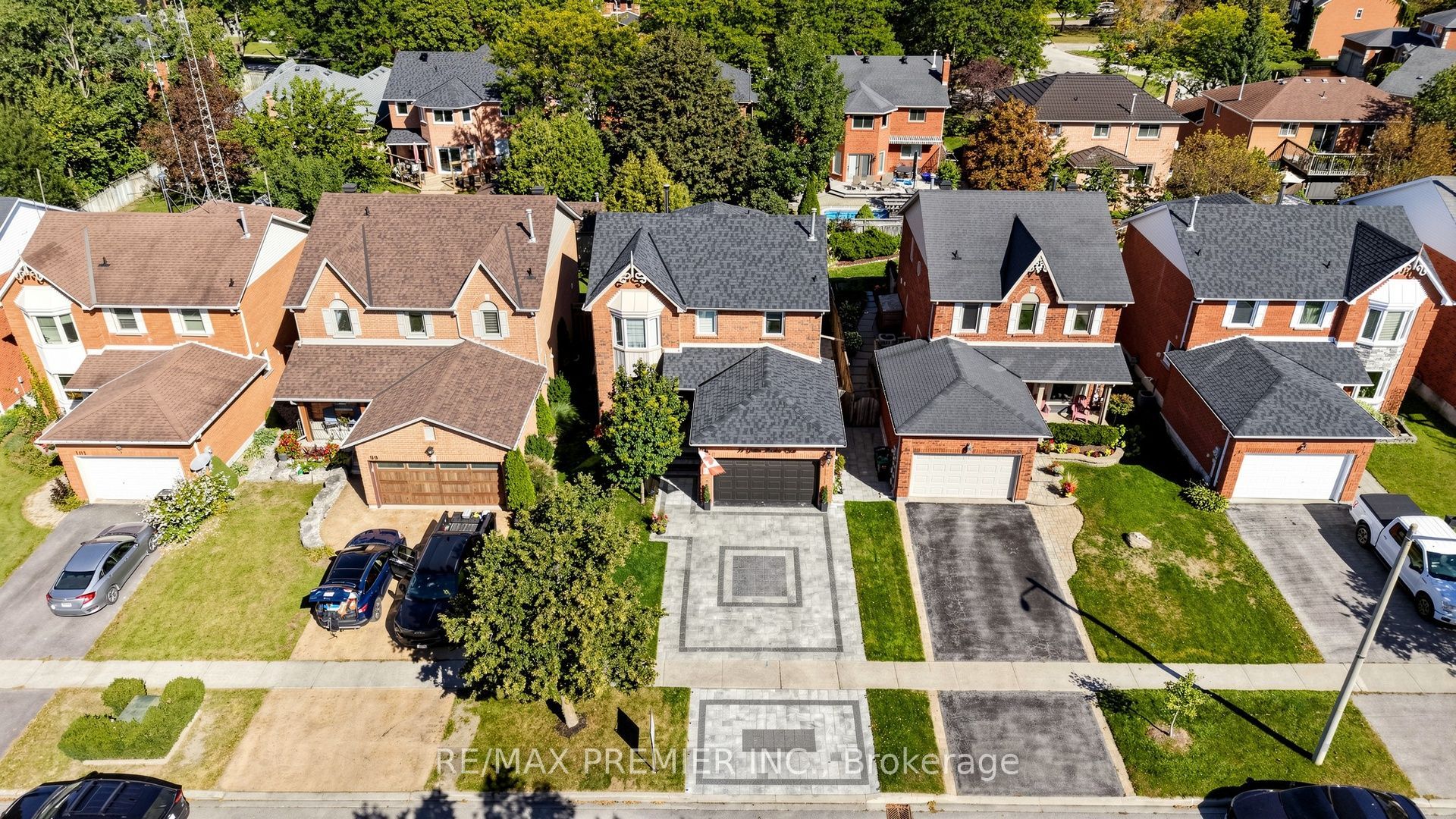 97 Golden Meadow Road Property Photo 12