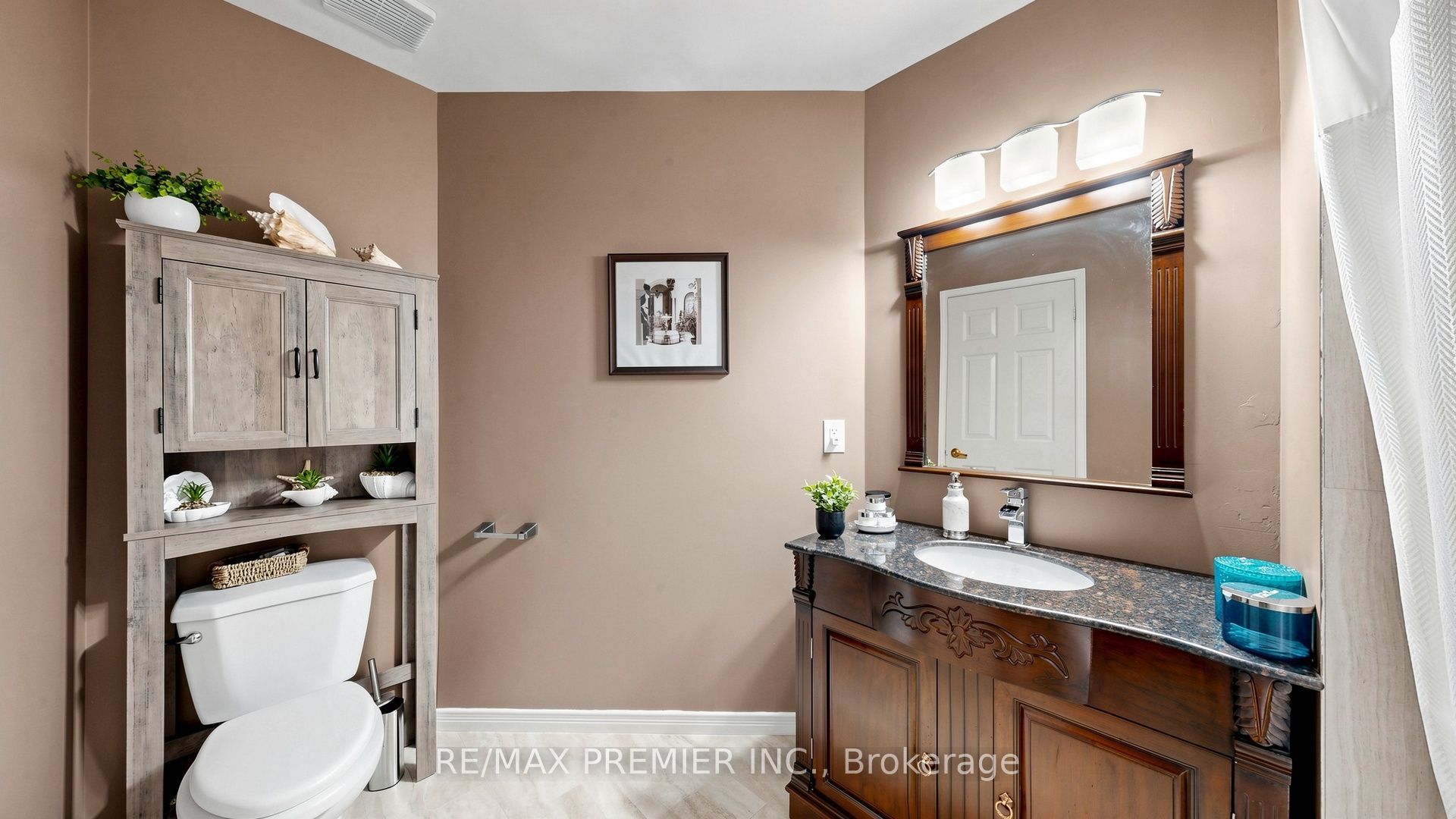 97 Golden Meadow Road Property Photo 35