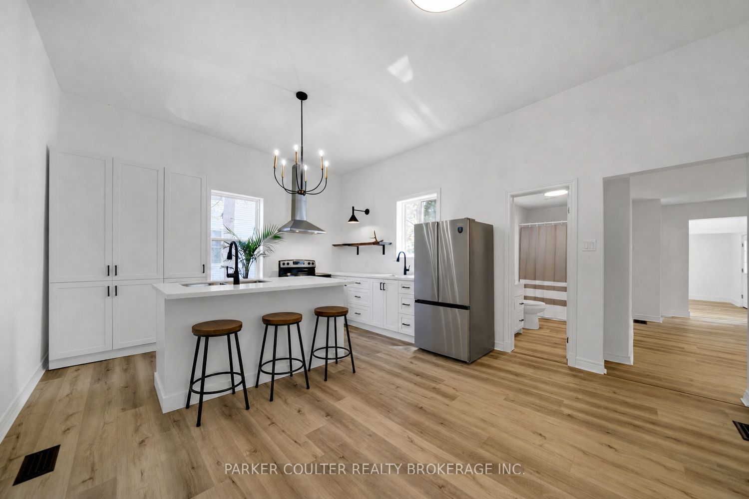 176 Sixth Street Property Photo 3