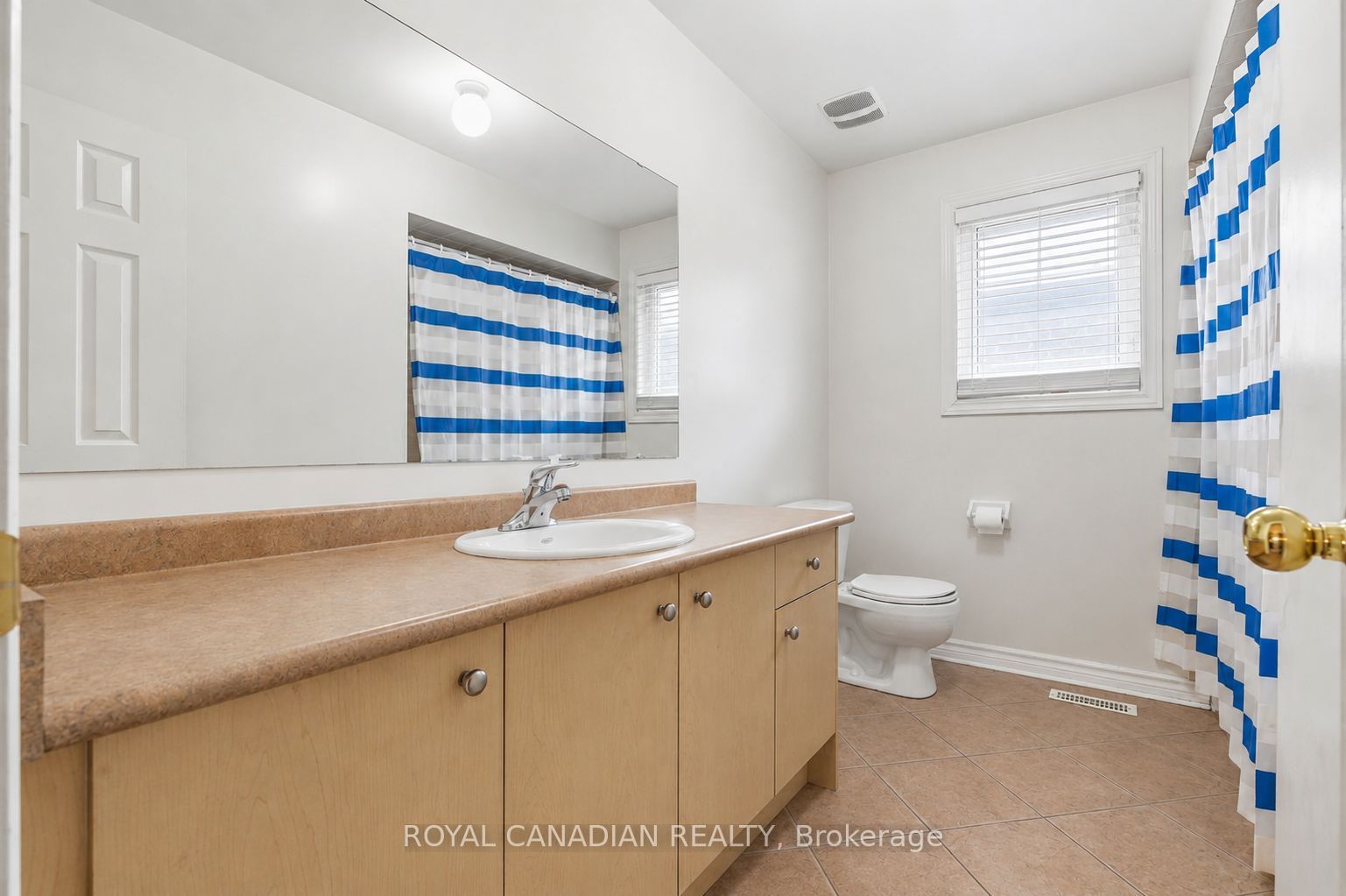 264 Country Lane Property Photo 18