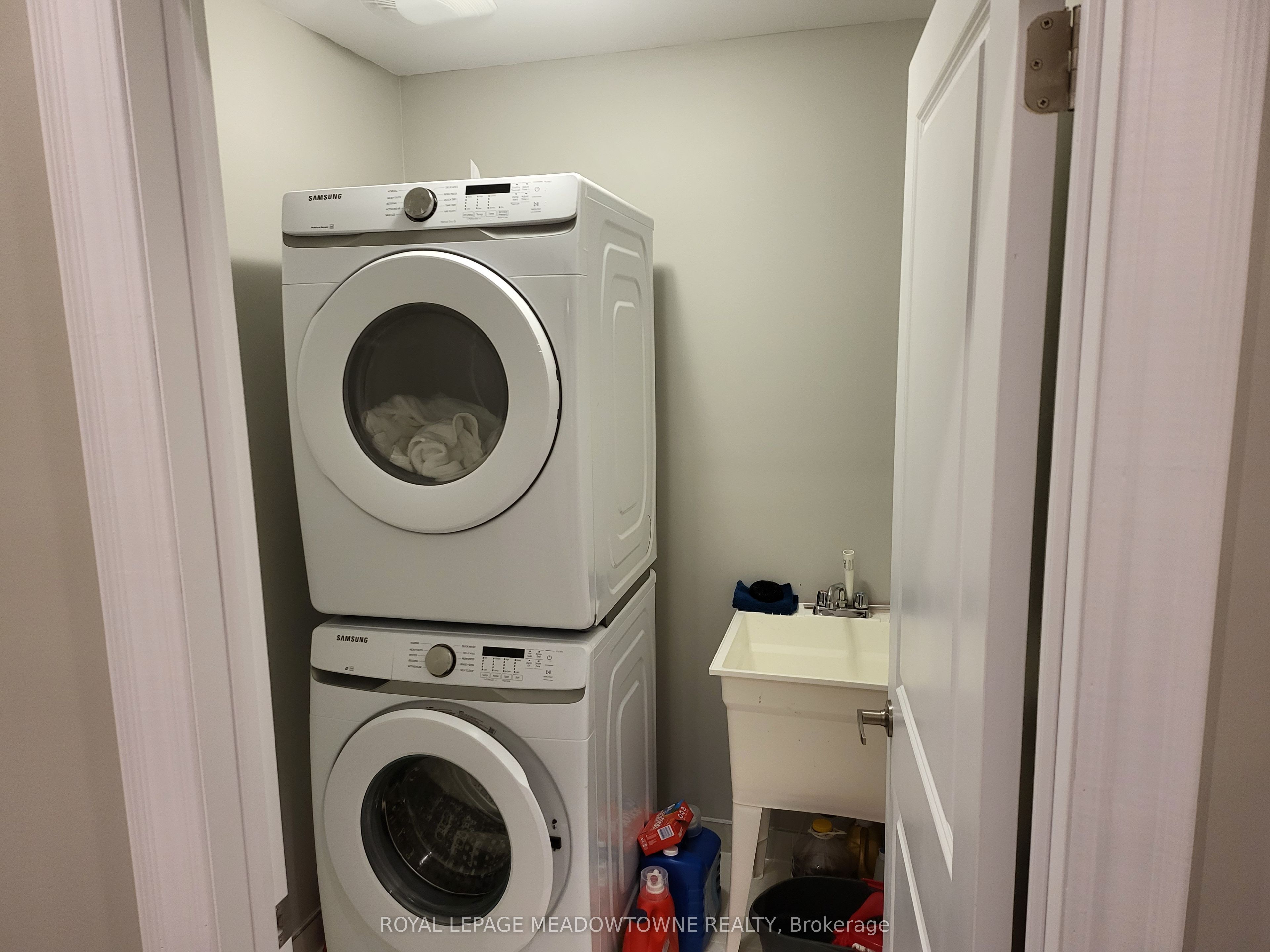 13 Eberhardt Drive Property Photo 15