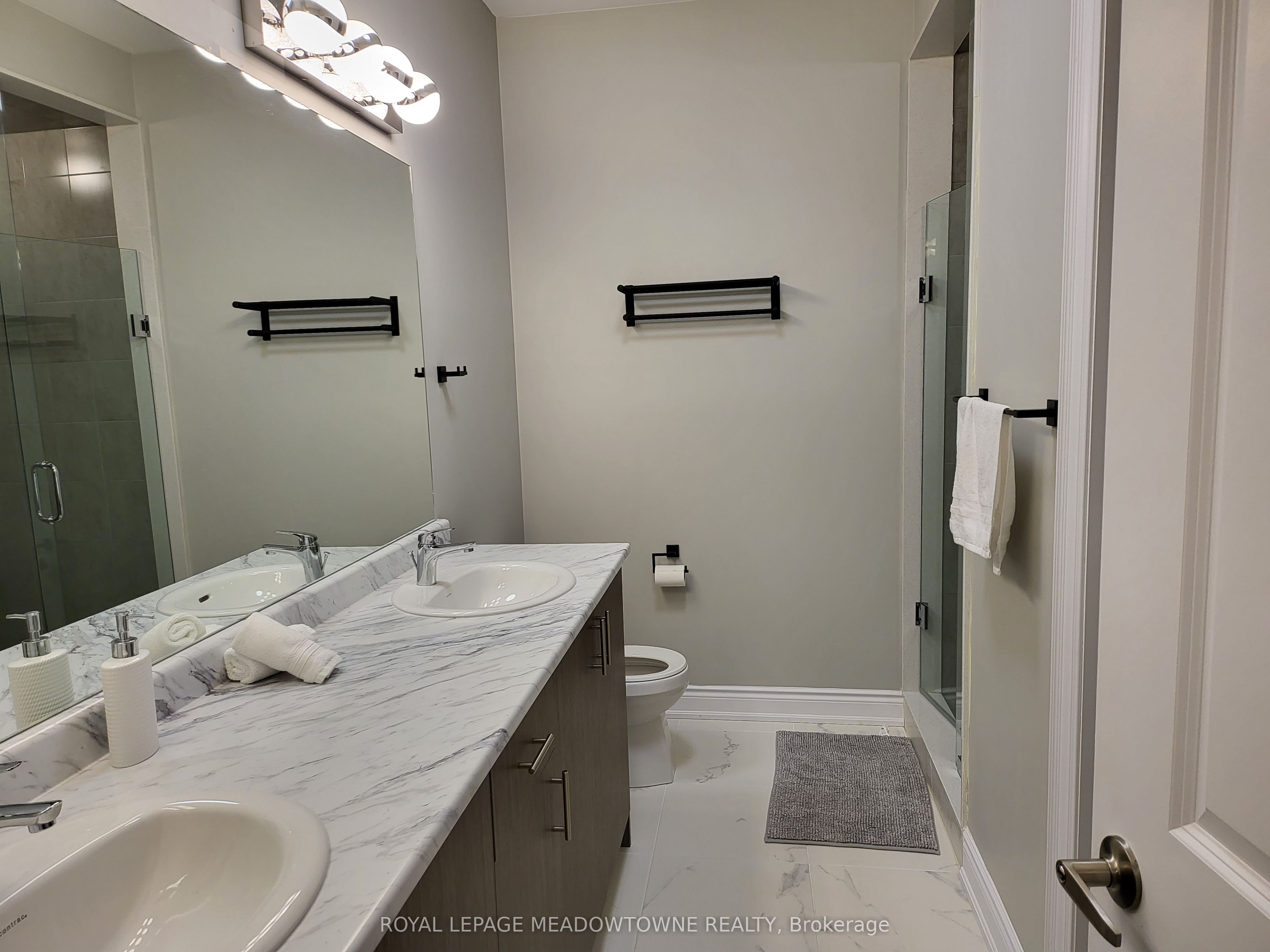 13 Eberhardt Drive Property Photo 29