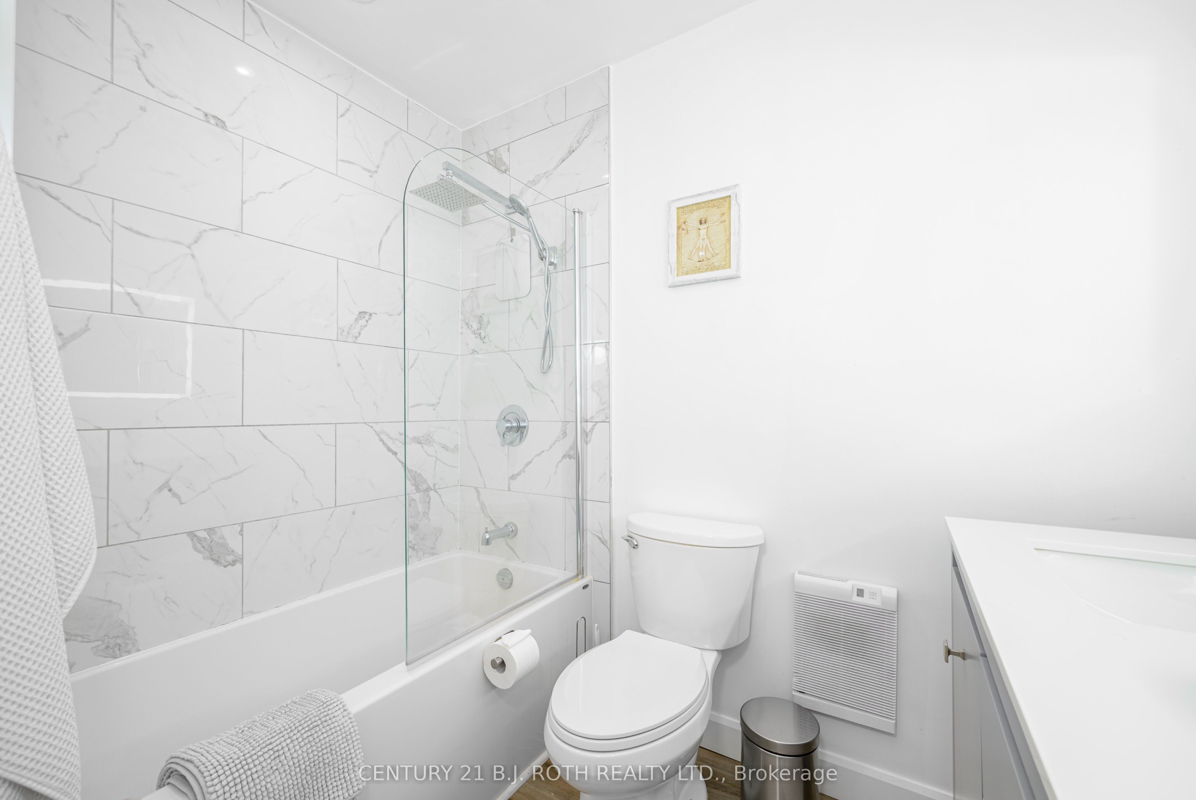 4 Paradise Boulevard 19 Property Photo 23