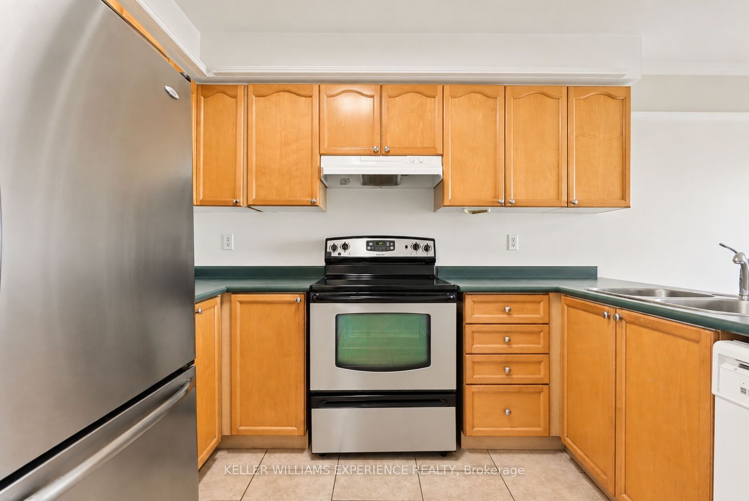 25 Nicholson Drive Property Photo 12