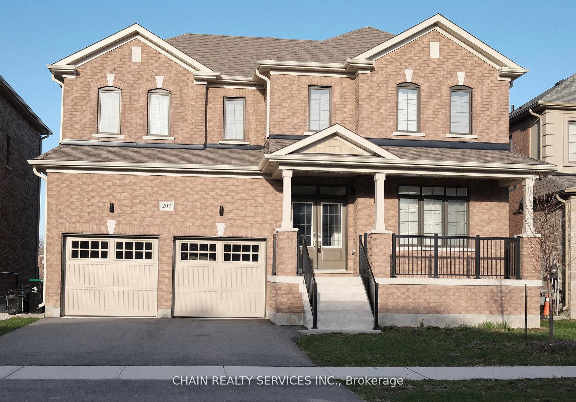 207 Stayner Street Property Photo 1