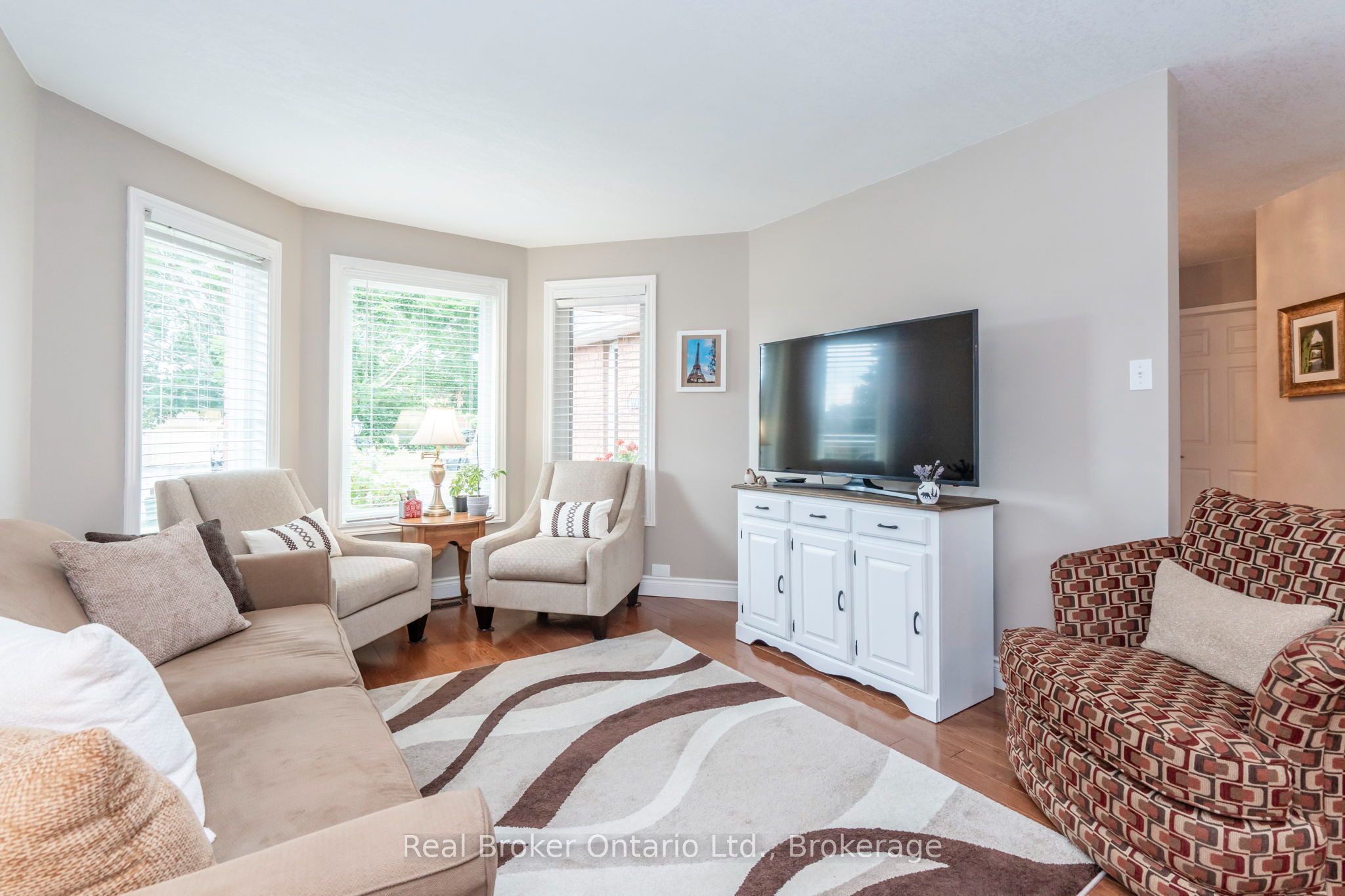 15 Neelands Street Property Photo 3