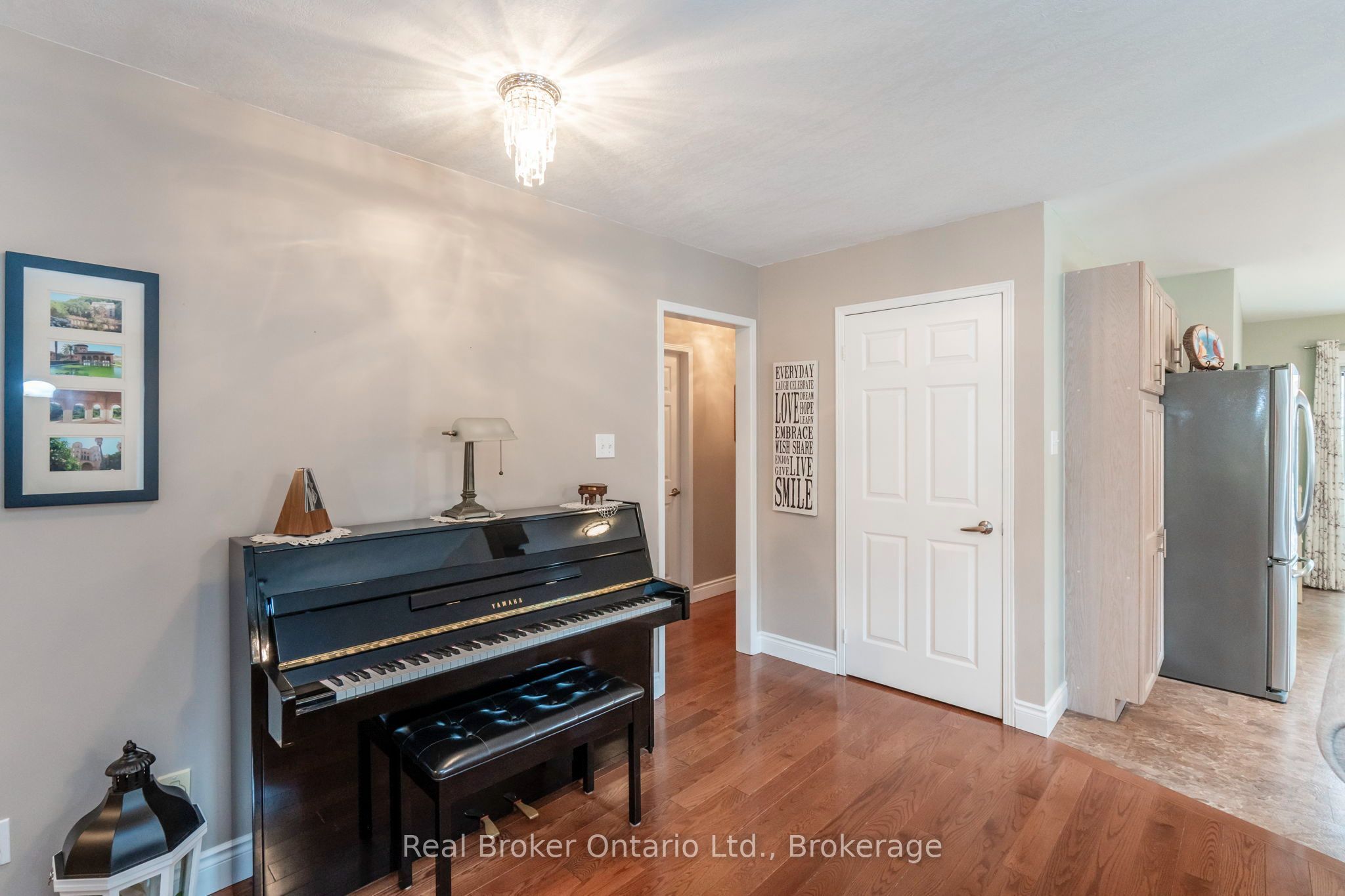 15 Neelands Street Property Photo 5
