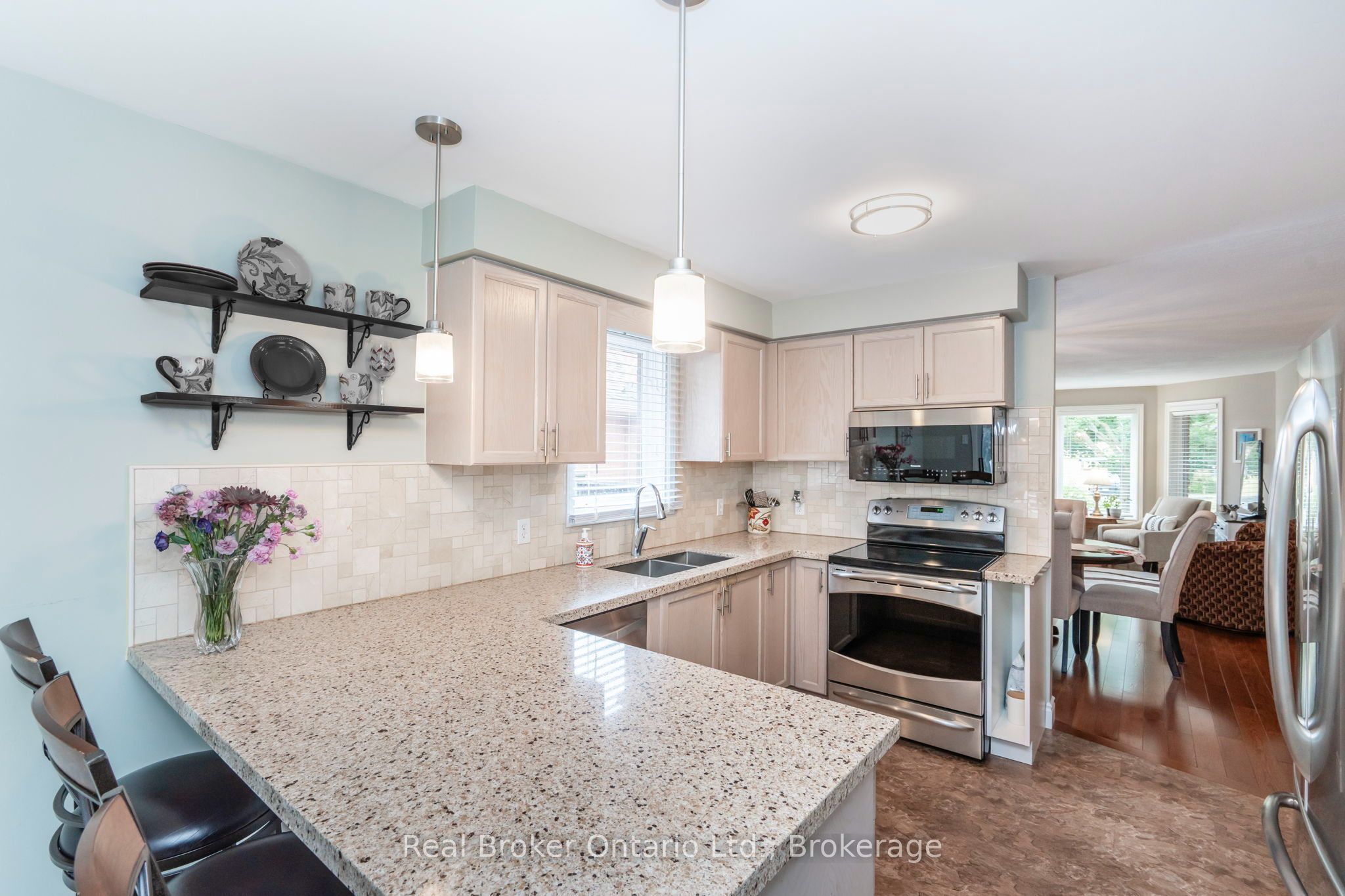 15 Neelands Street Property Photo 7