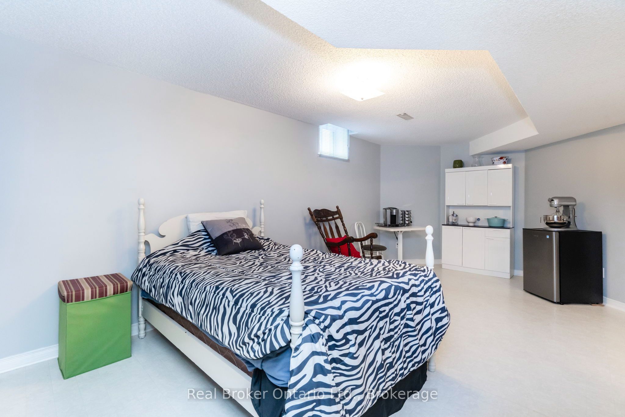 15 Neelands Street Property Photo 20