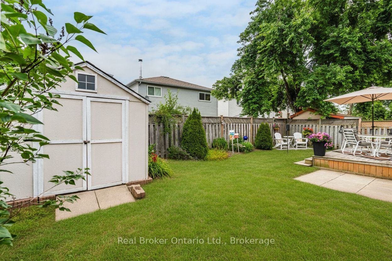 15 Neelands Street Property Photo 25