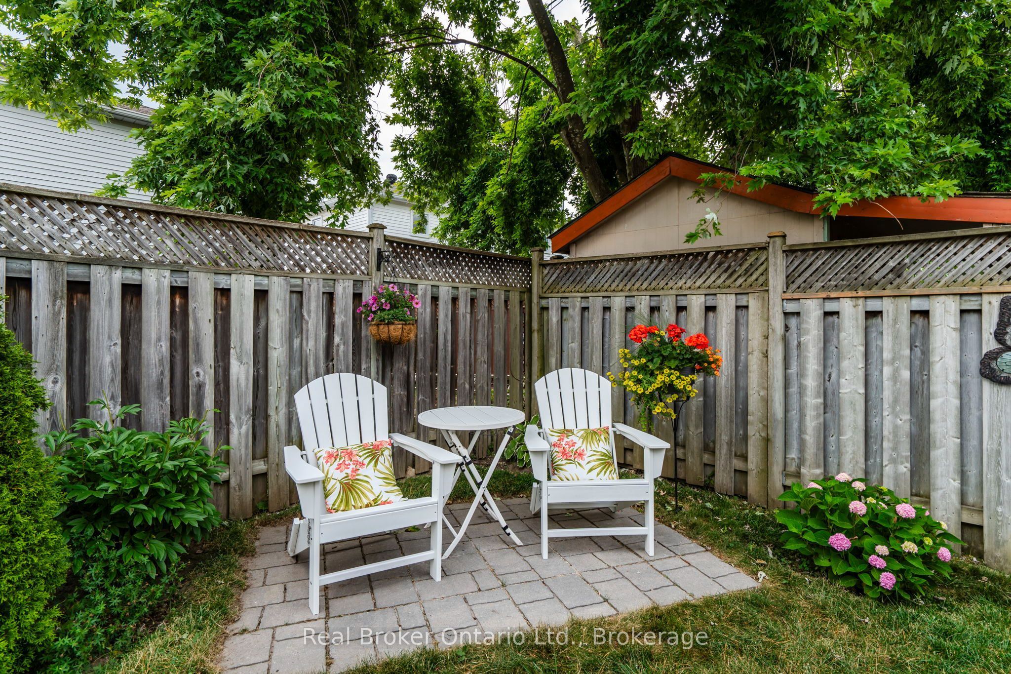 15 Neelands Street Property Photo 26