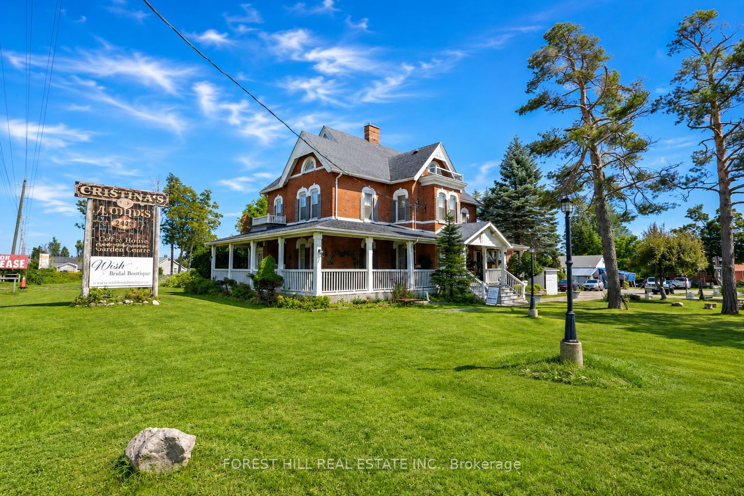 2449 Highway 11 N Upper Property Photo 2