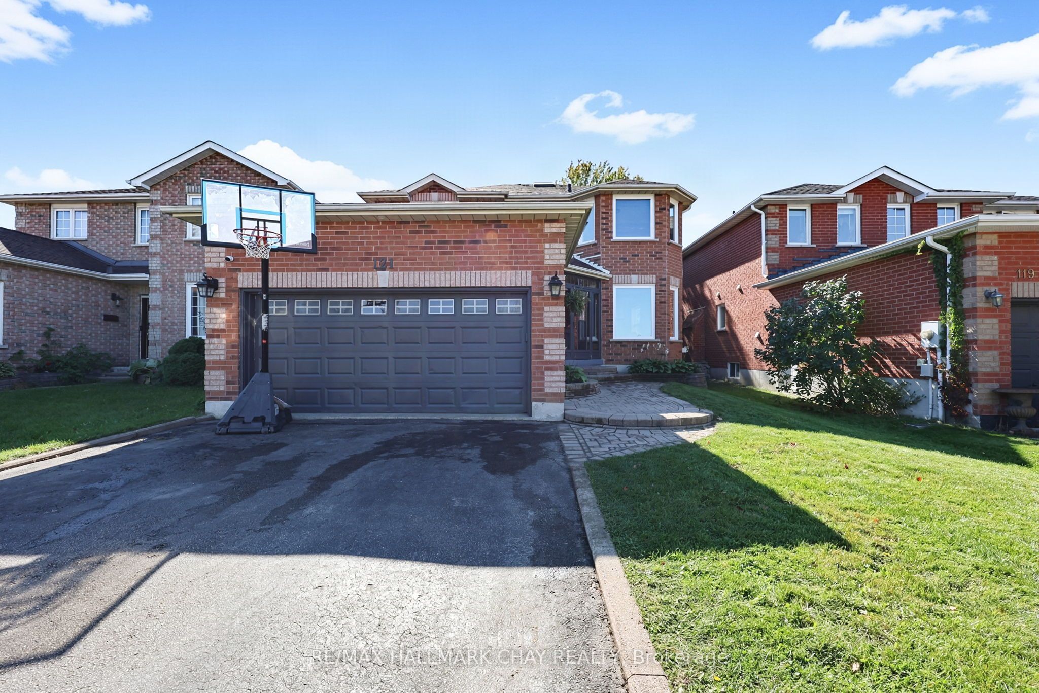 121 Taylor Drive Property Photo 2