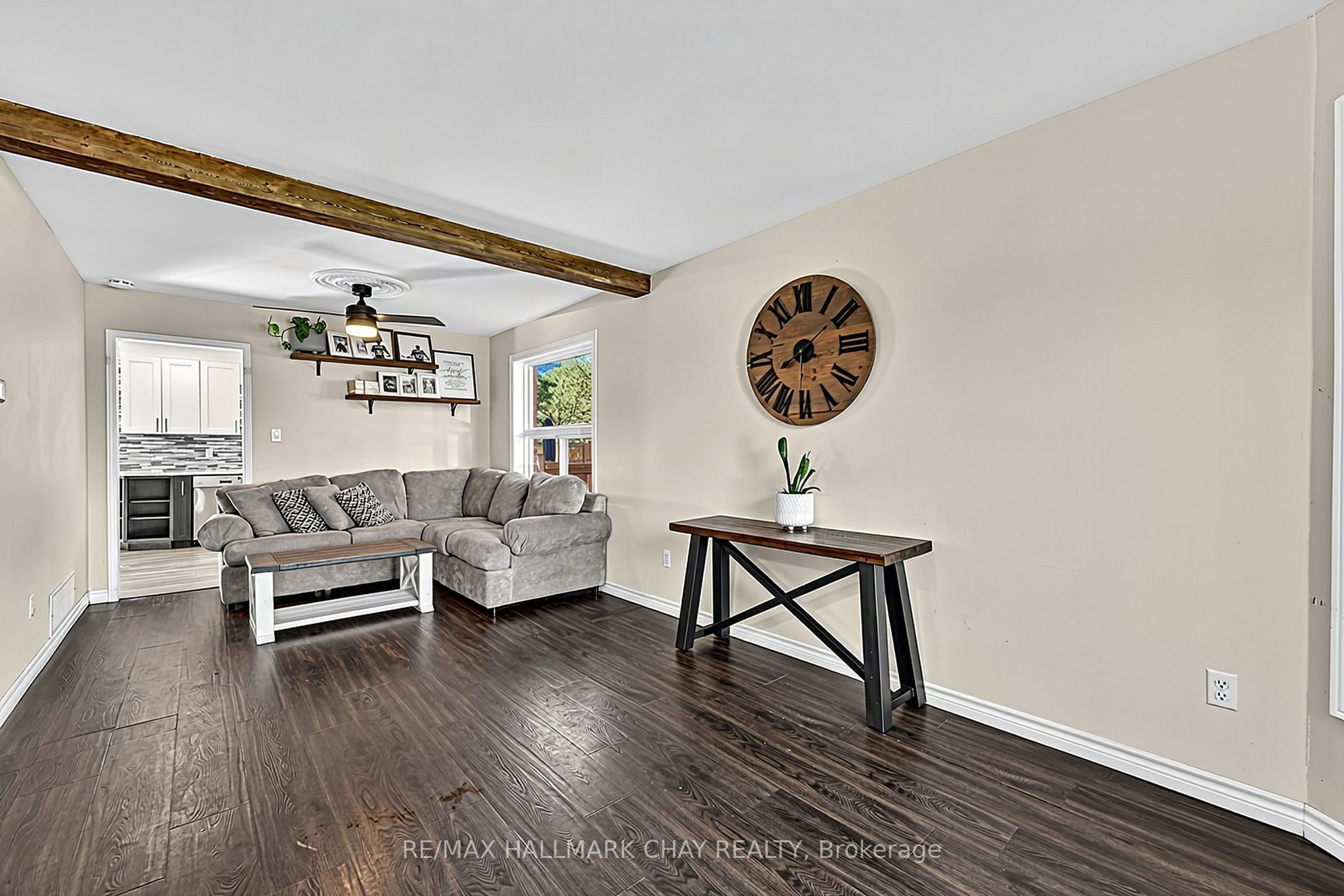 121 Taylor Drive Property Photo 8