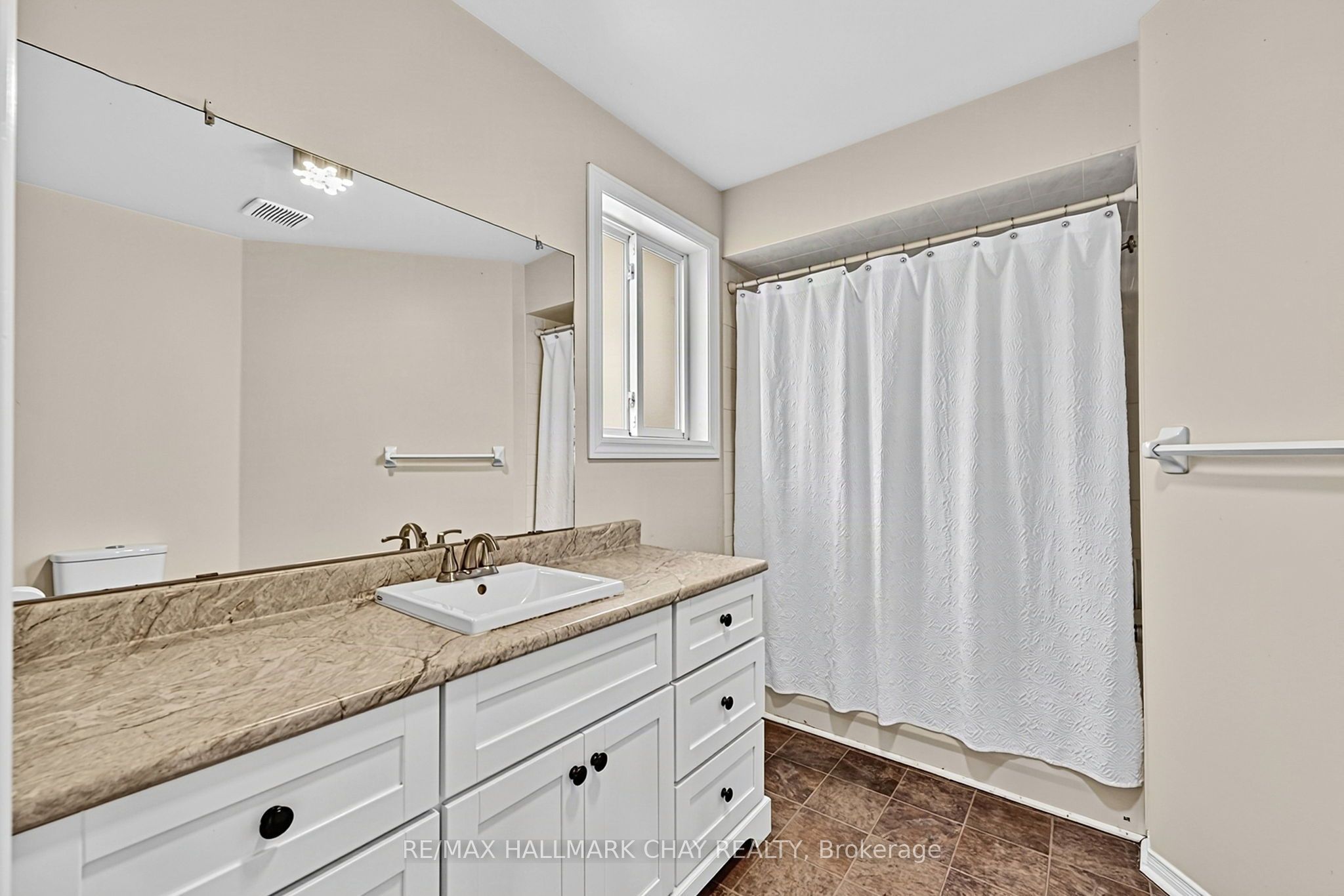 121 Taylor Drive Property Photo 24