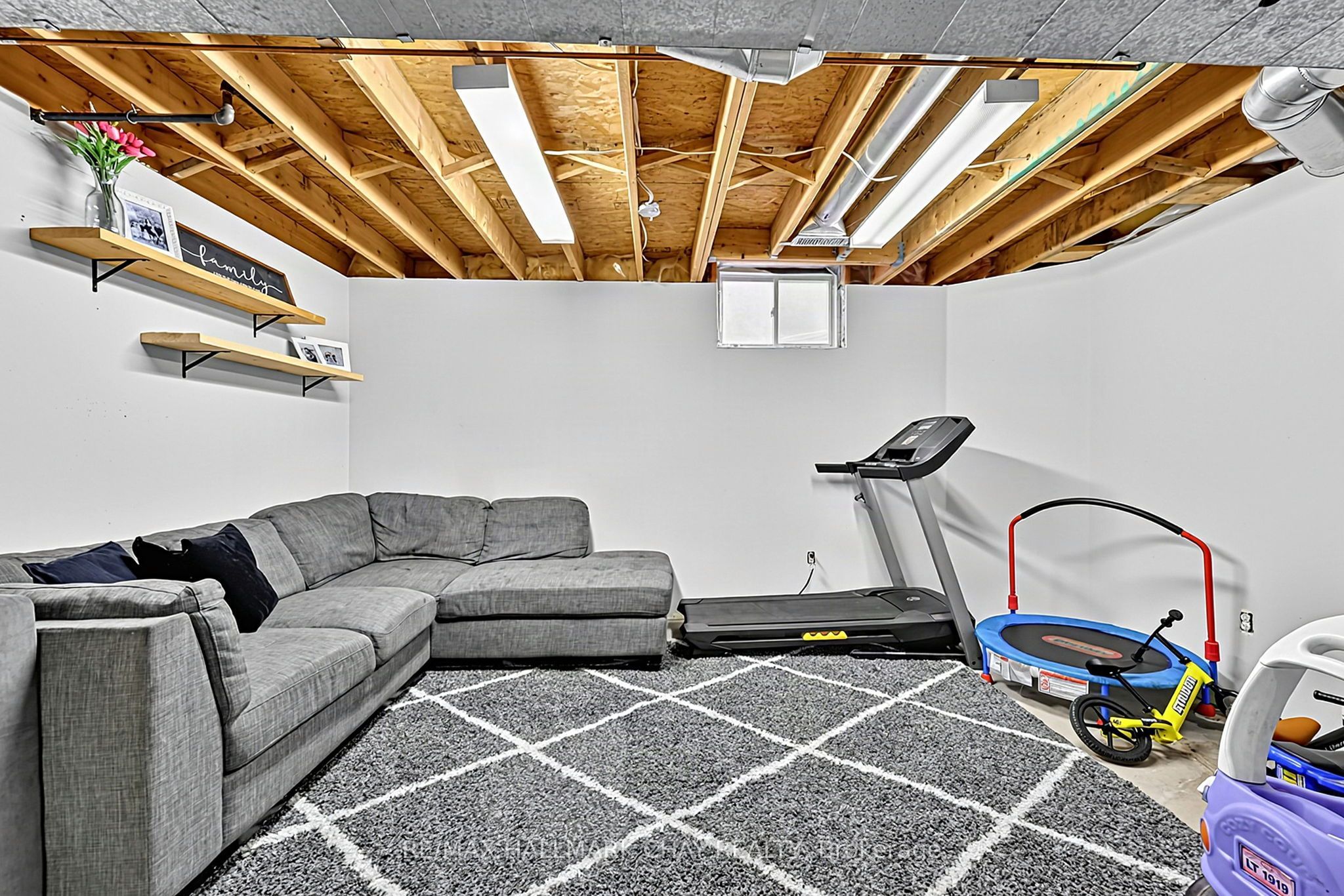 121 Taylor Drive Property Photo 32