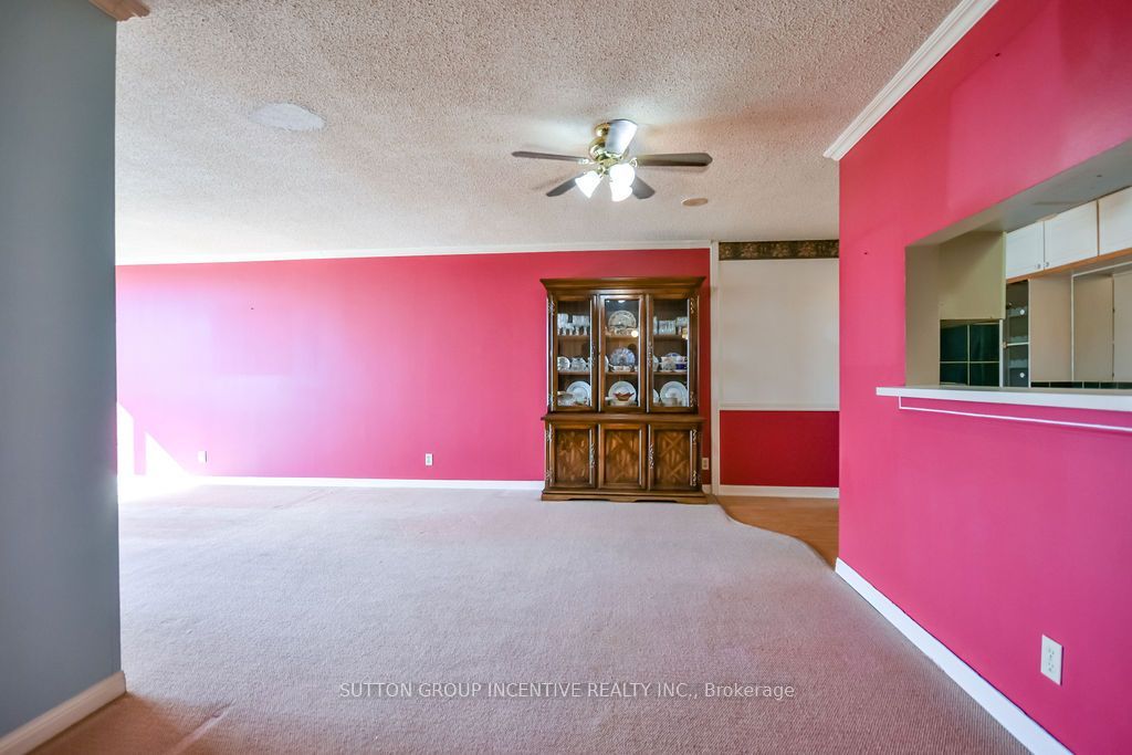 65 Ellen Street 1005 Property Photo 9