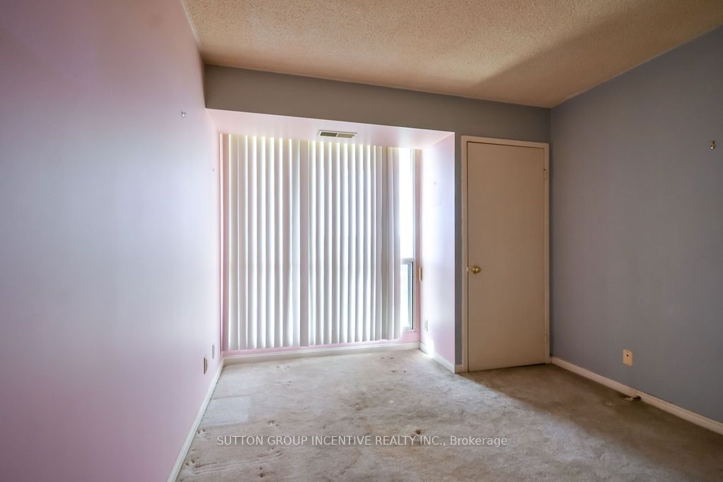 65 Ellen Street 1005 Property Photo 17