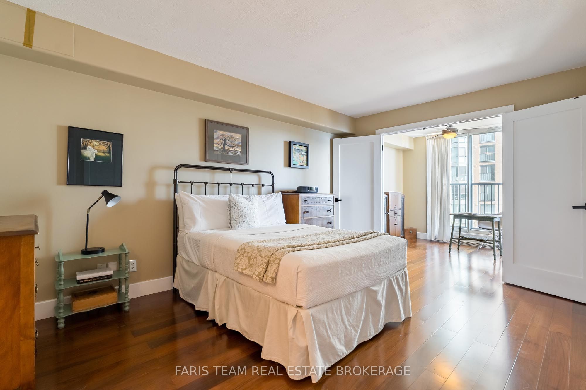 140 Dunlop Street E 508 Property Photo 16