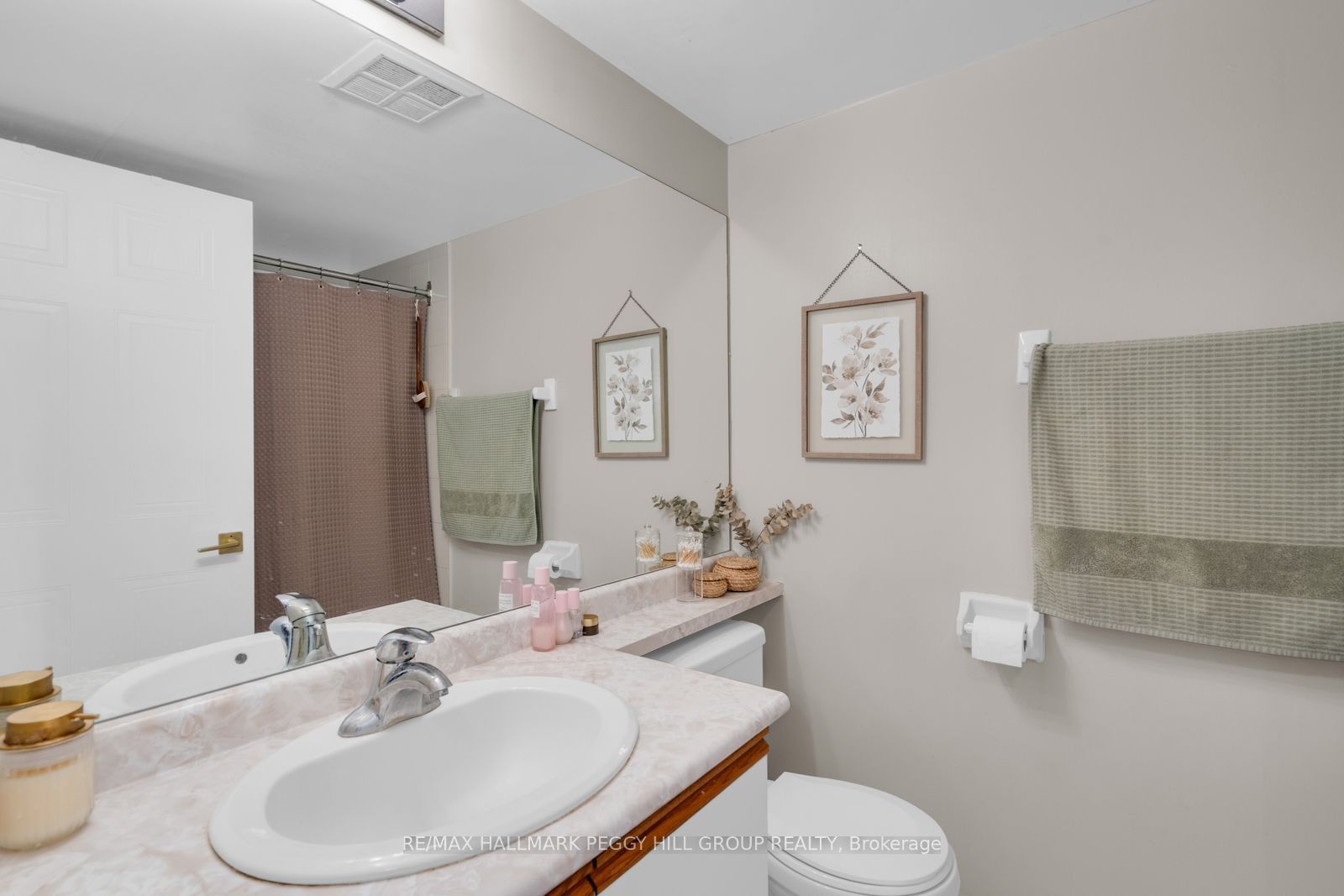 150 Dunlop Street E 904 Property Photo 7
