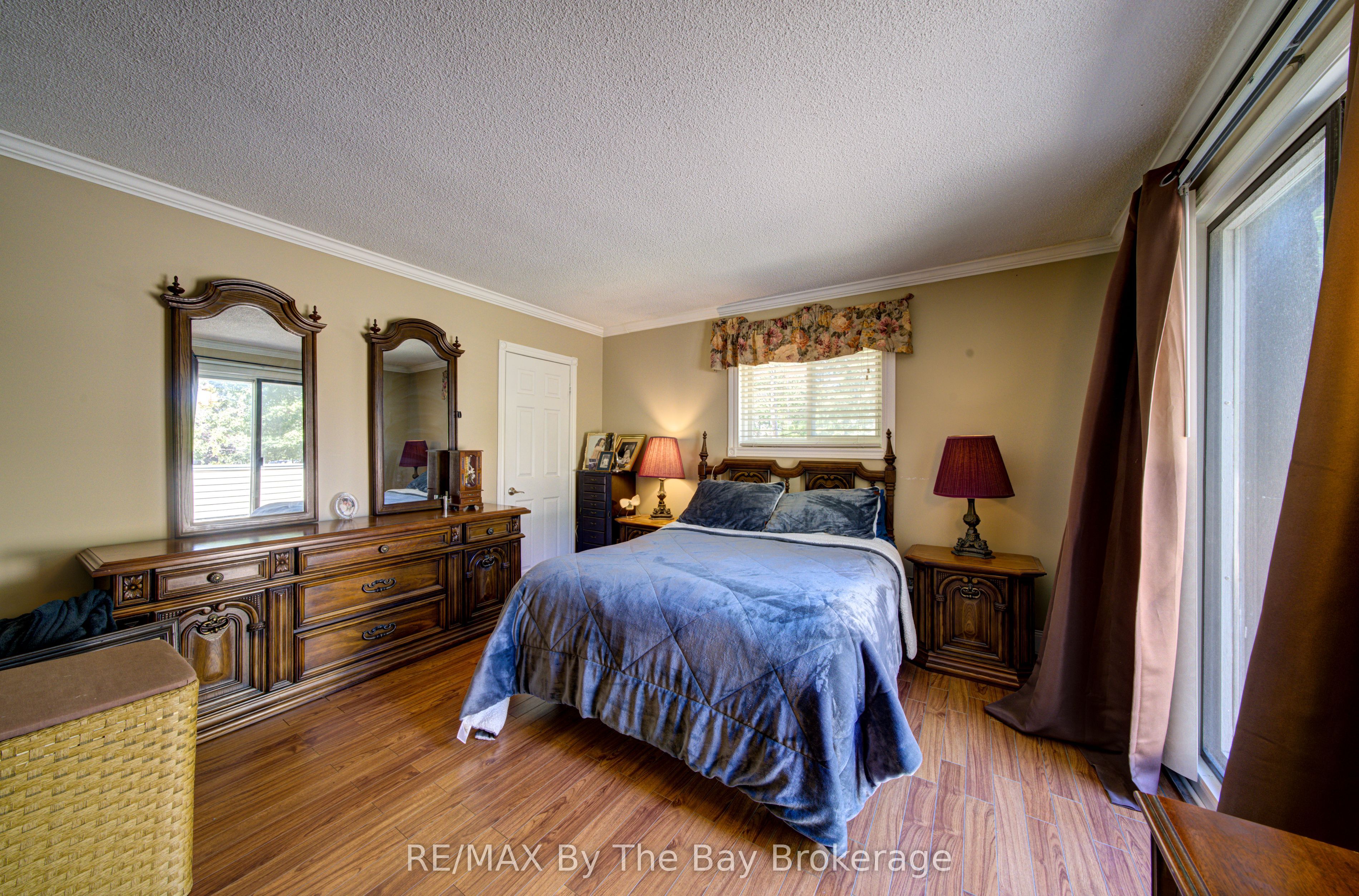 1693 River Road W Property Photo 26
