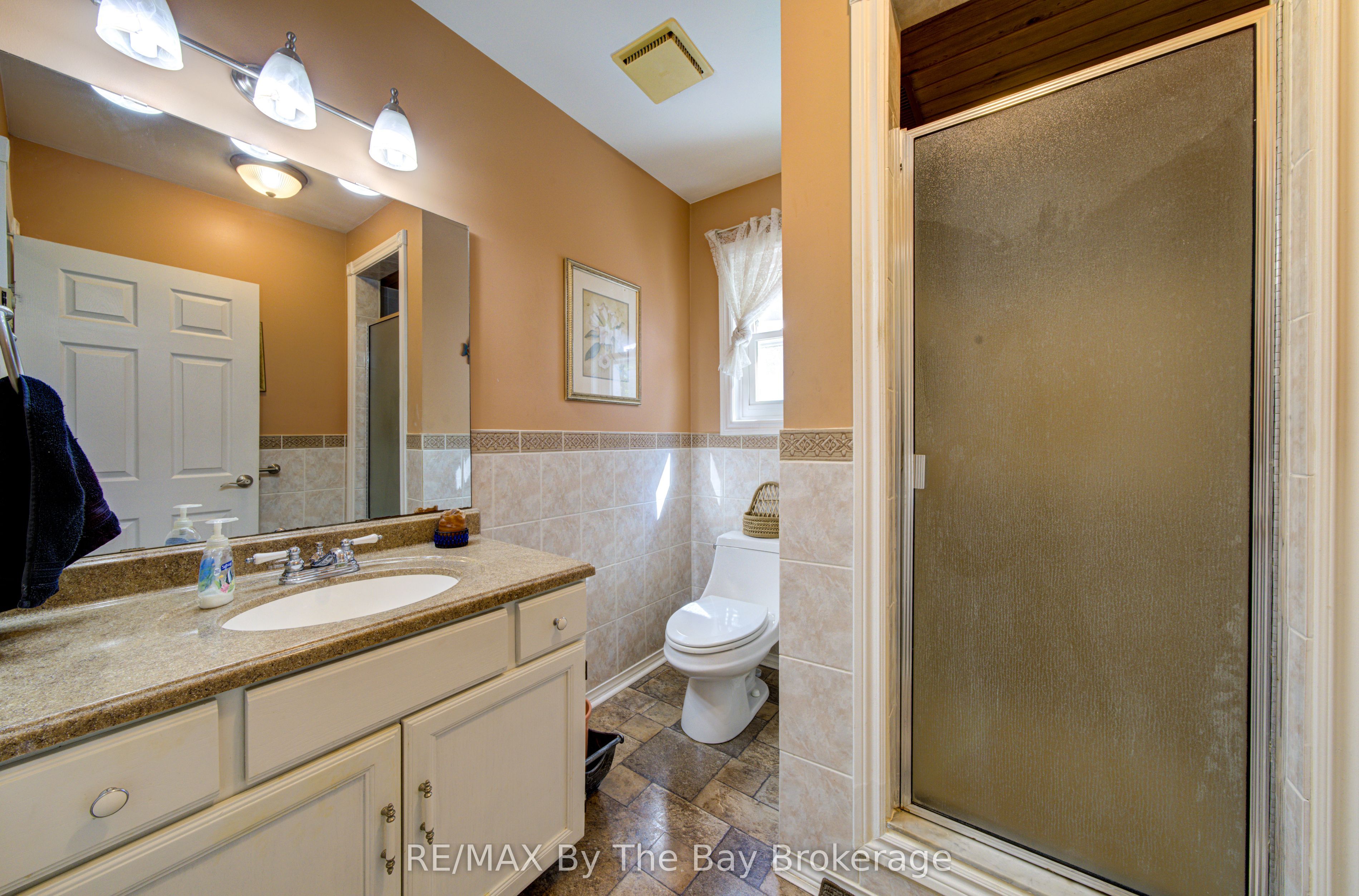 1693 River Road W Property Photo 34