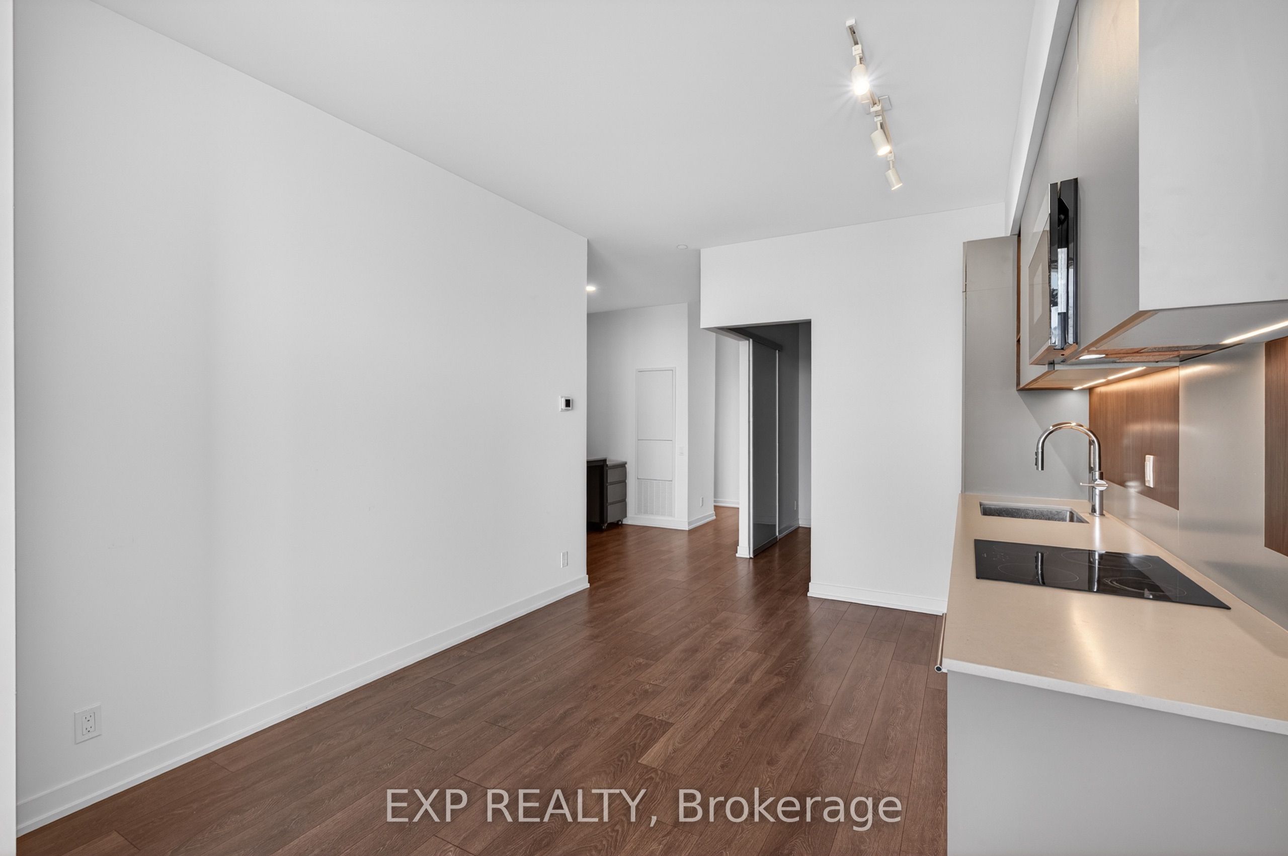 39 Mary Street 1101 Property Photo 11