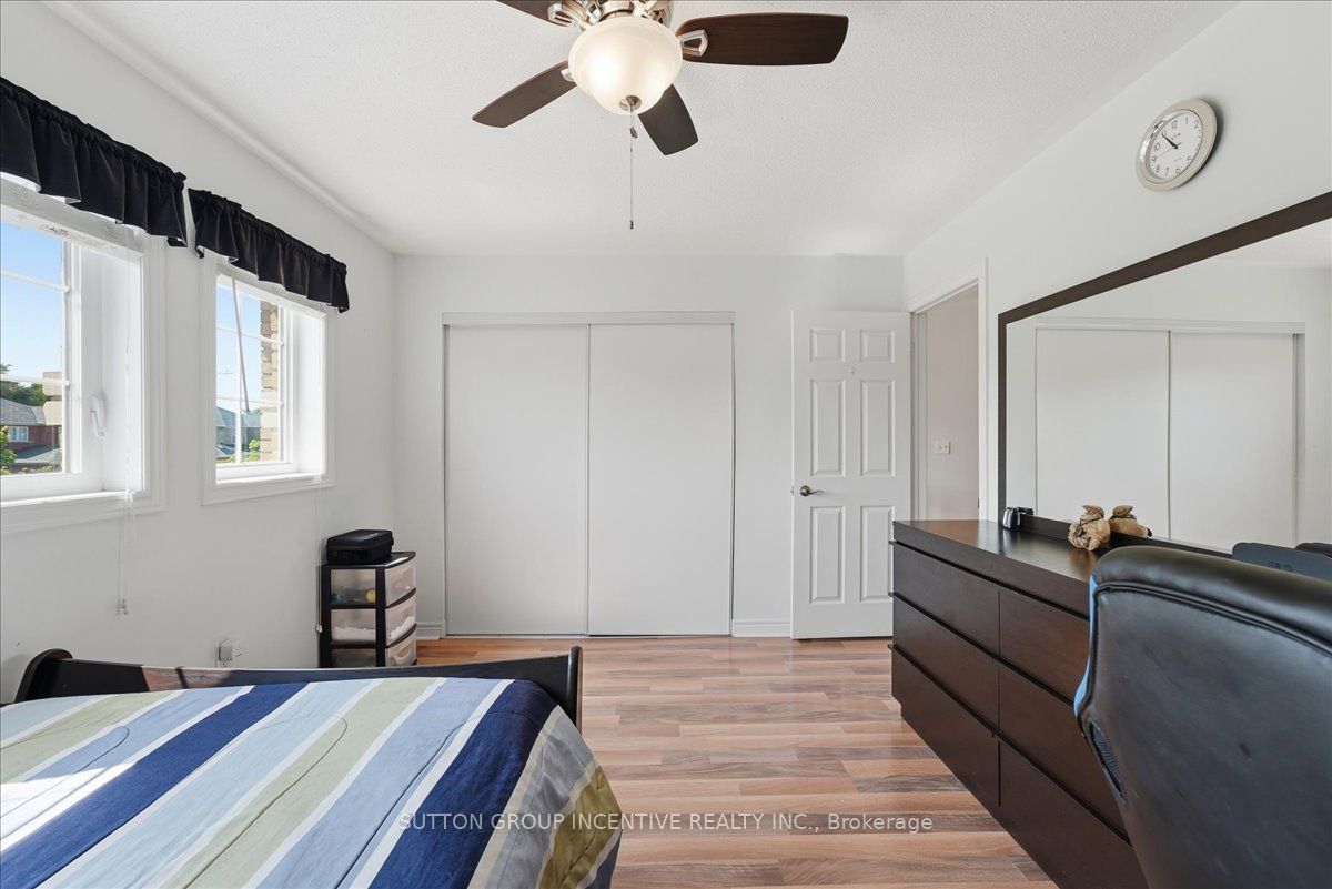 17 White Crescent Property Photo 23