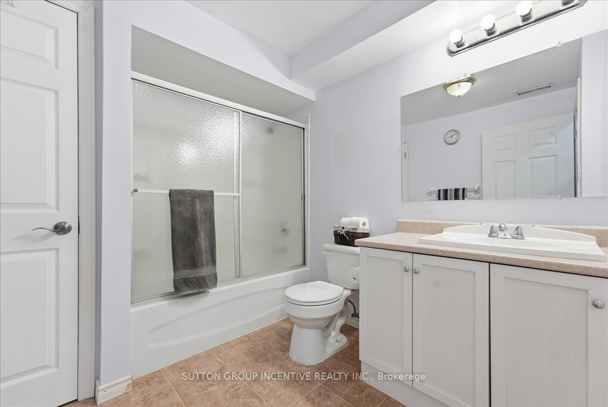 17 White Crescent Property Photo 34
