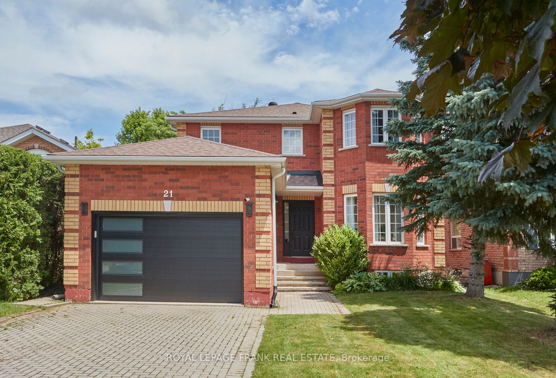21 Crompton Drive Property Photo 3