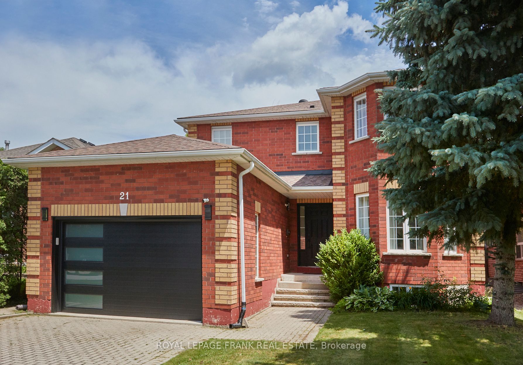 21 Crompton Drive Property Photo 4