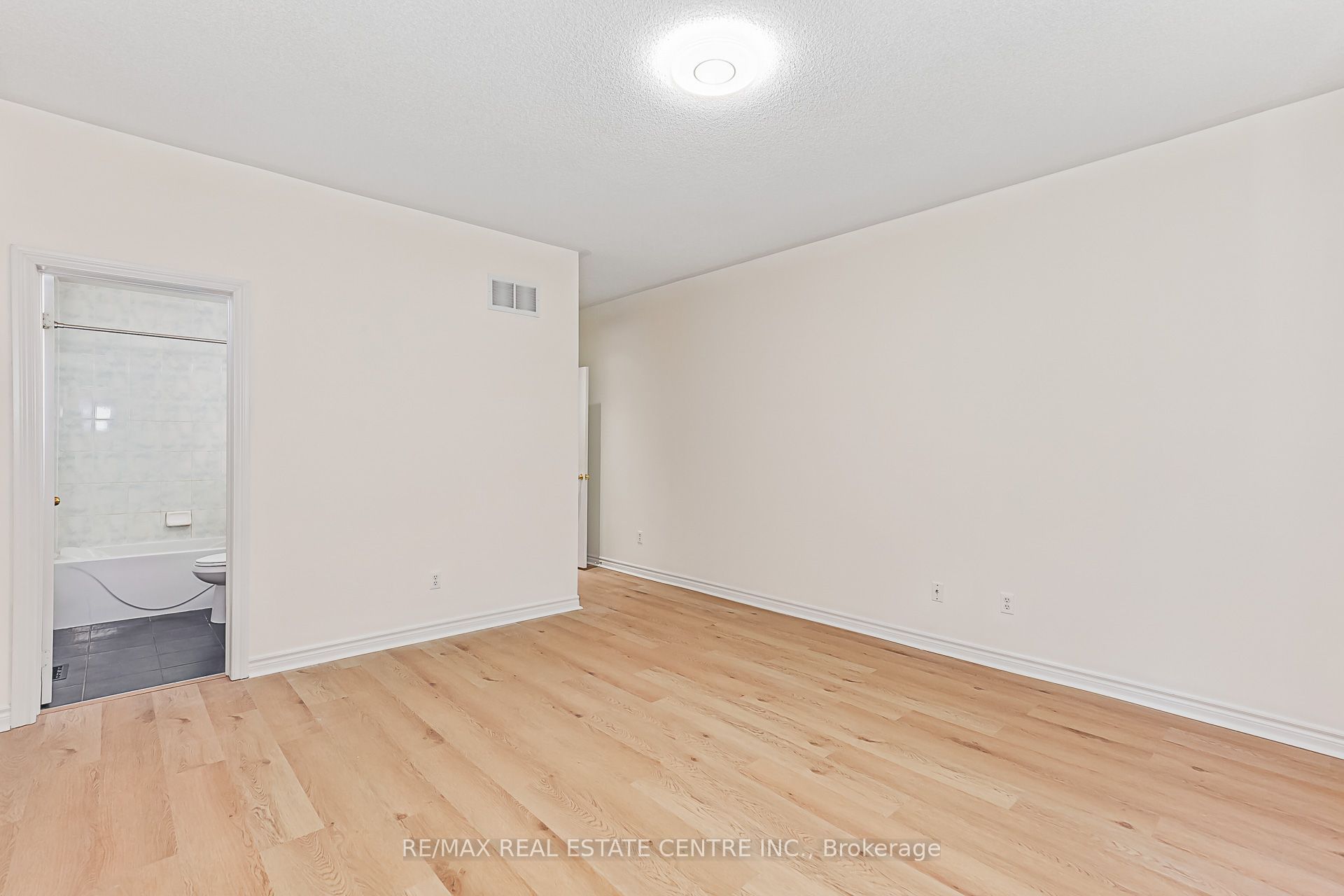 78 White Sands Way Property Photo 17