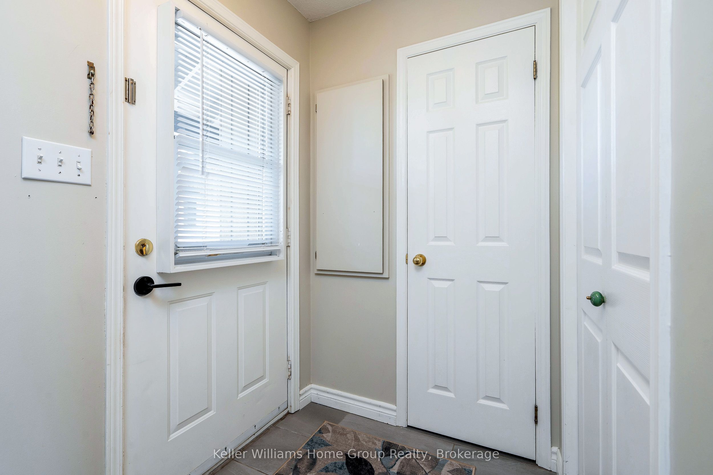711 Johnston Park Avenue Property Photo 5