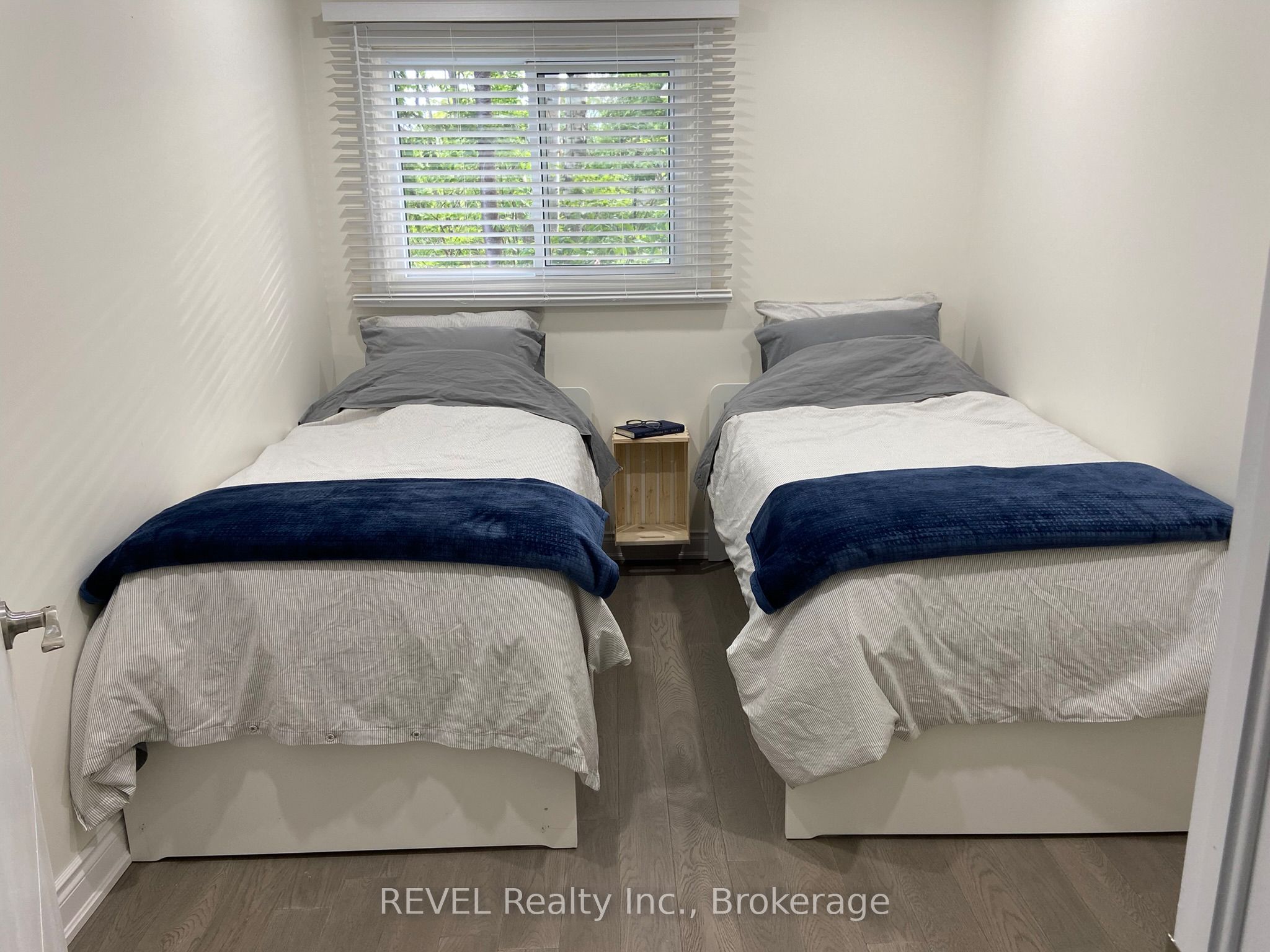 3184 Mosley Street Property Photo 15