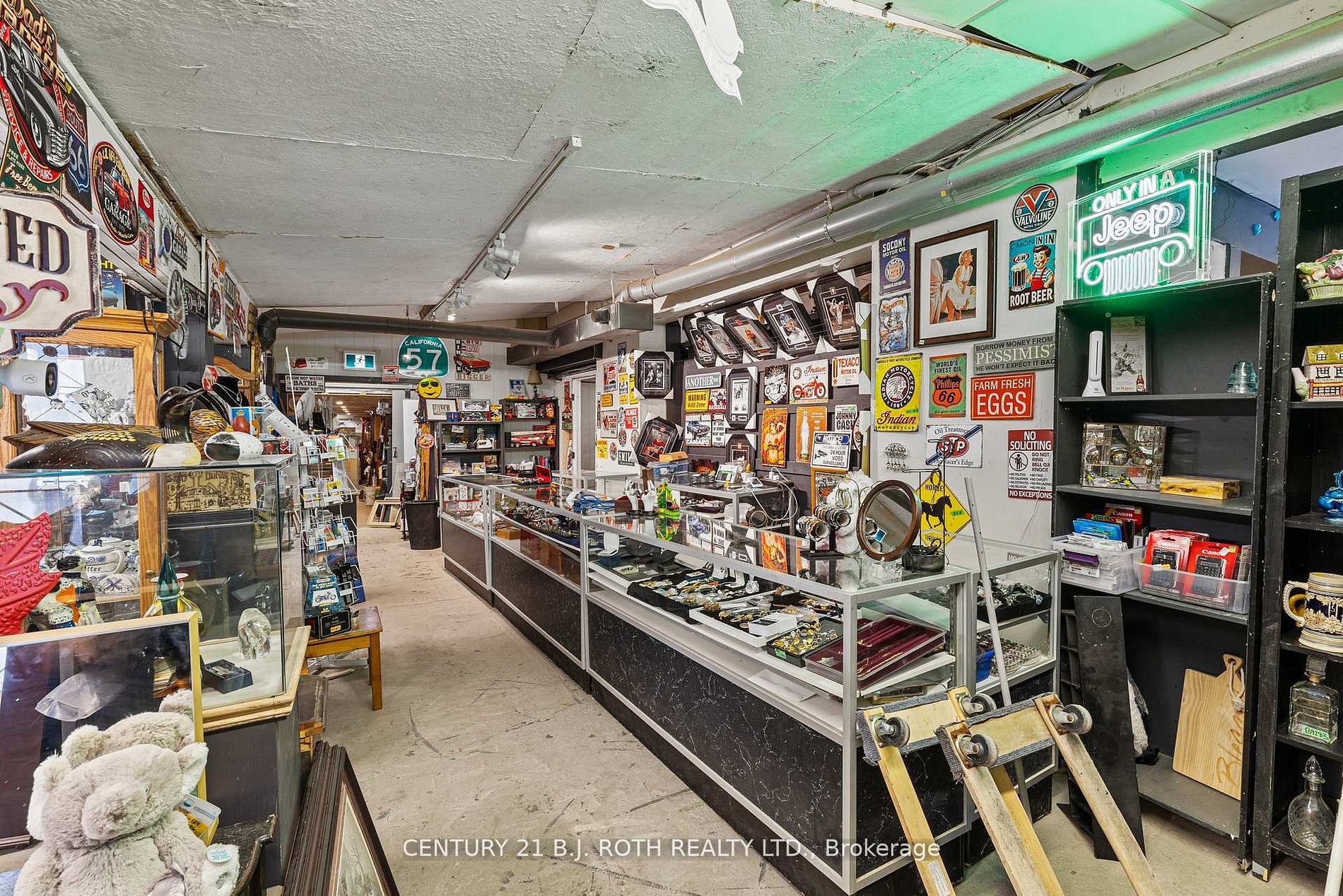 1285 Bayfield Street N Property Photo 22
