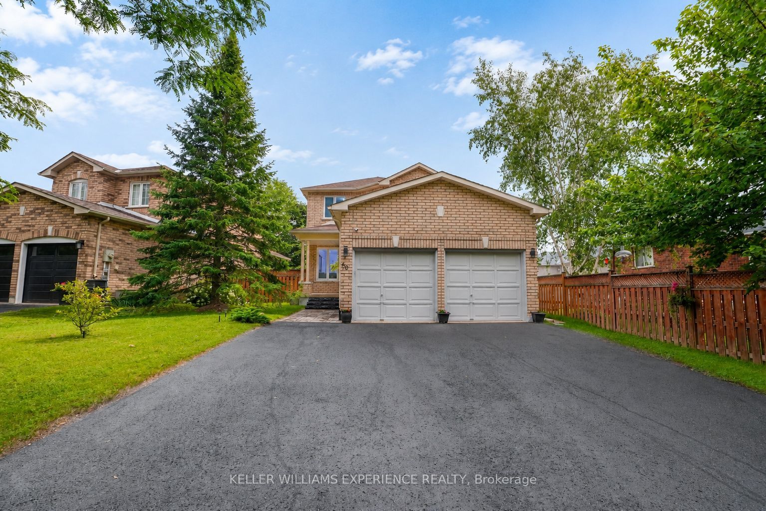 60 Nicholson Drive Property Photo 2