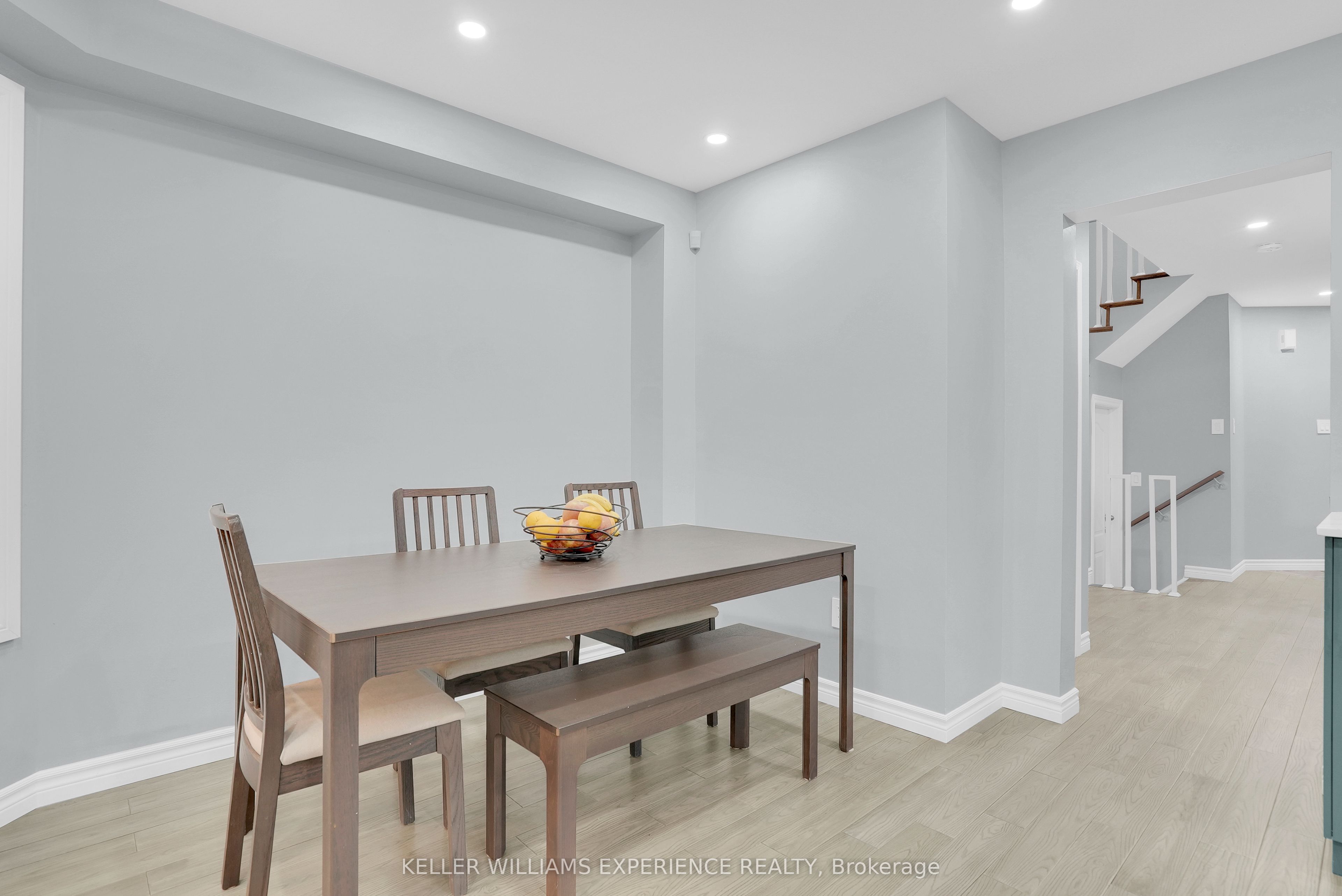 60 Nicholson Drive Property Photo 8